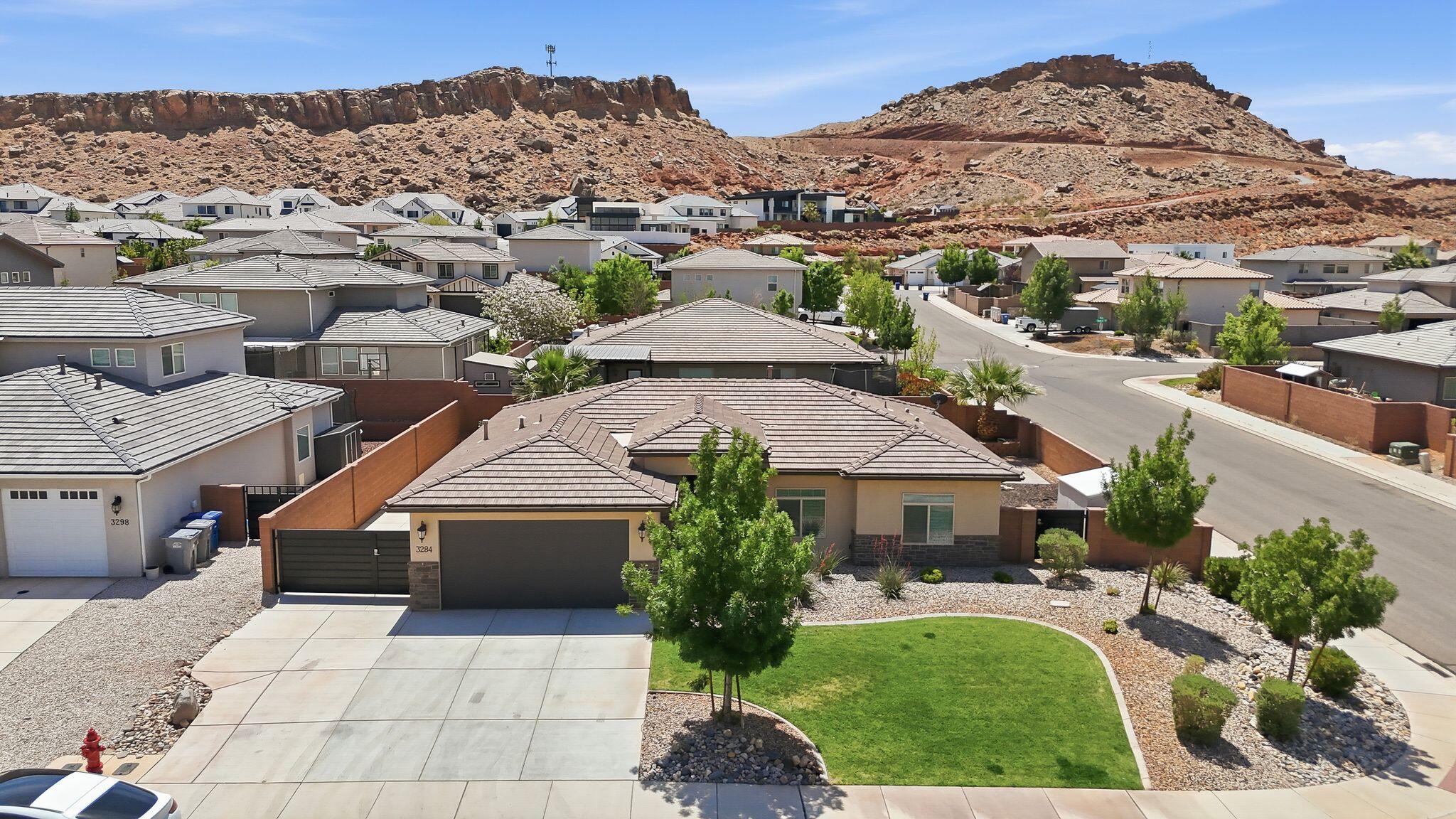 SEQUOIA ESTATES - Residential