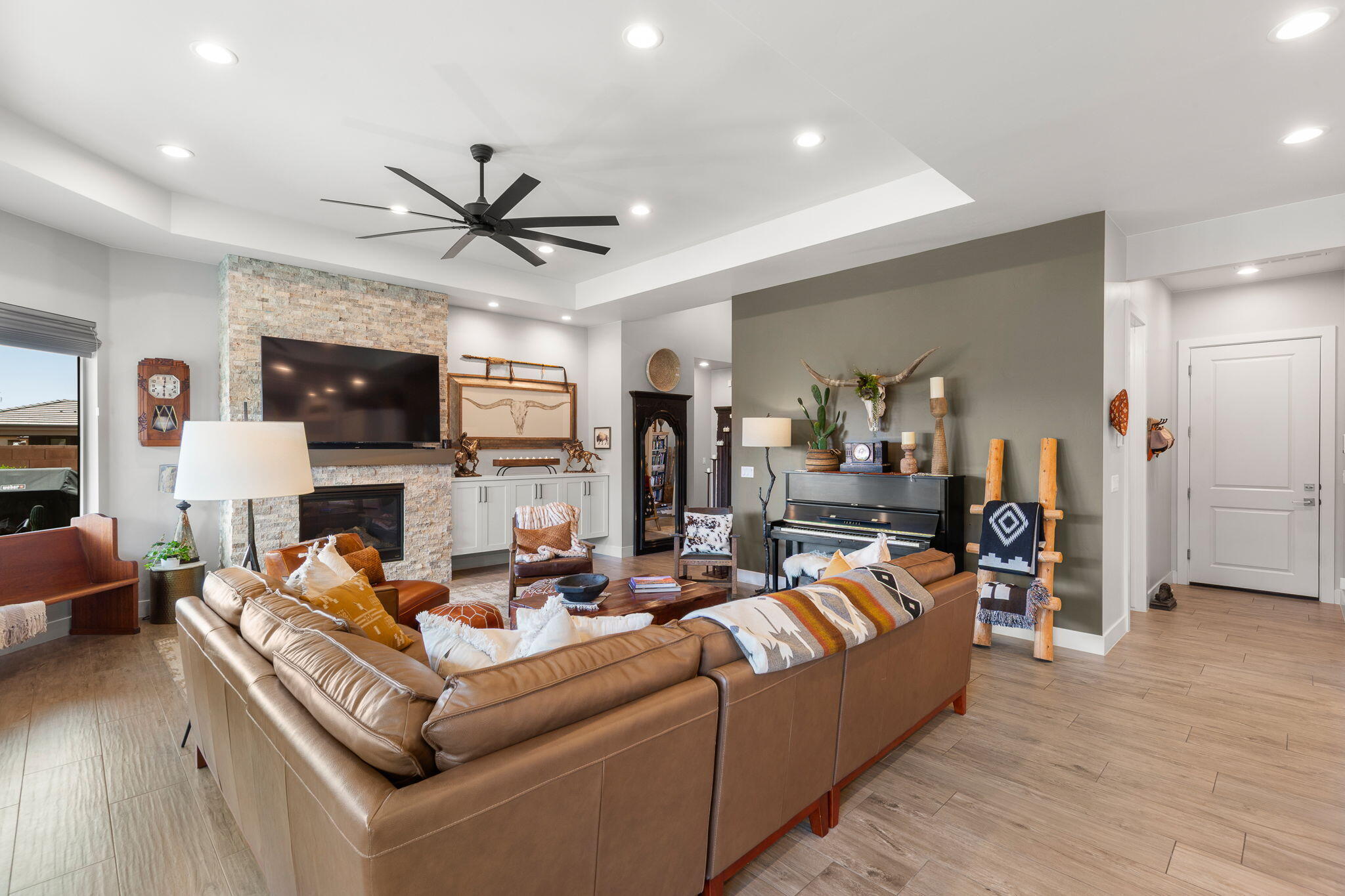 MOJAVE MESA - Residential