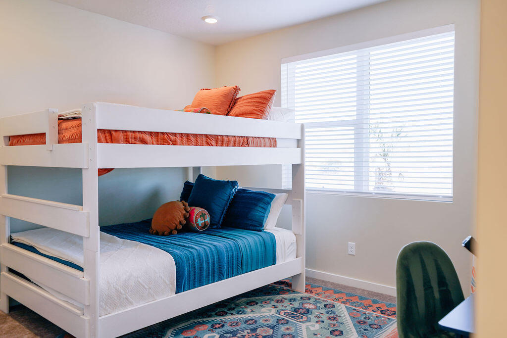 DESERT COLOR RESORT - Residential