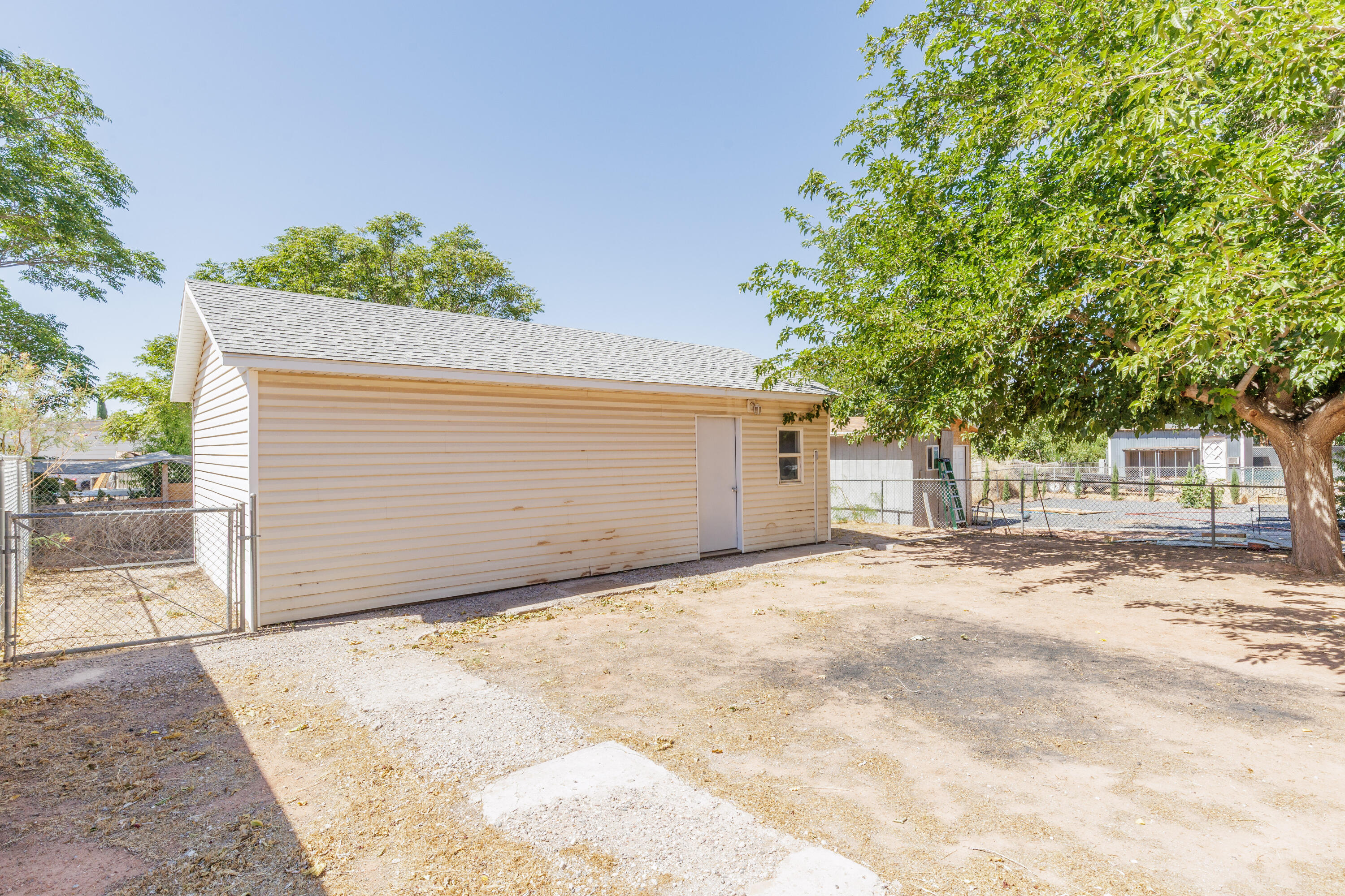 RACING RANCH ESTATES - Residential
