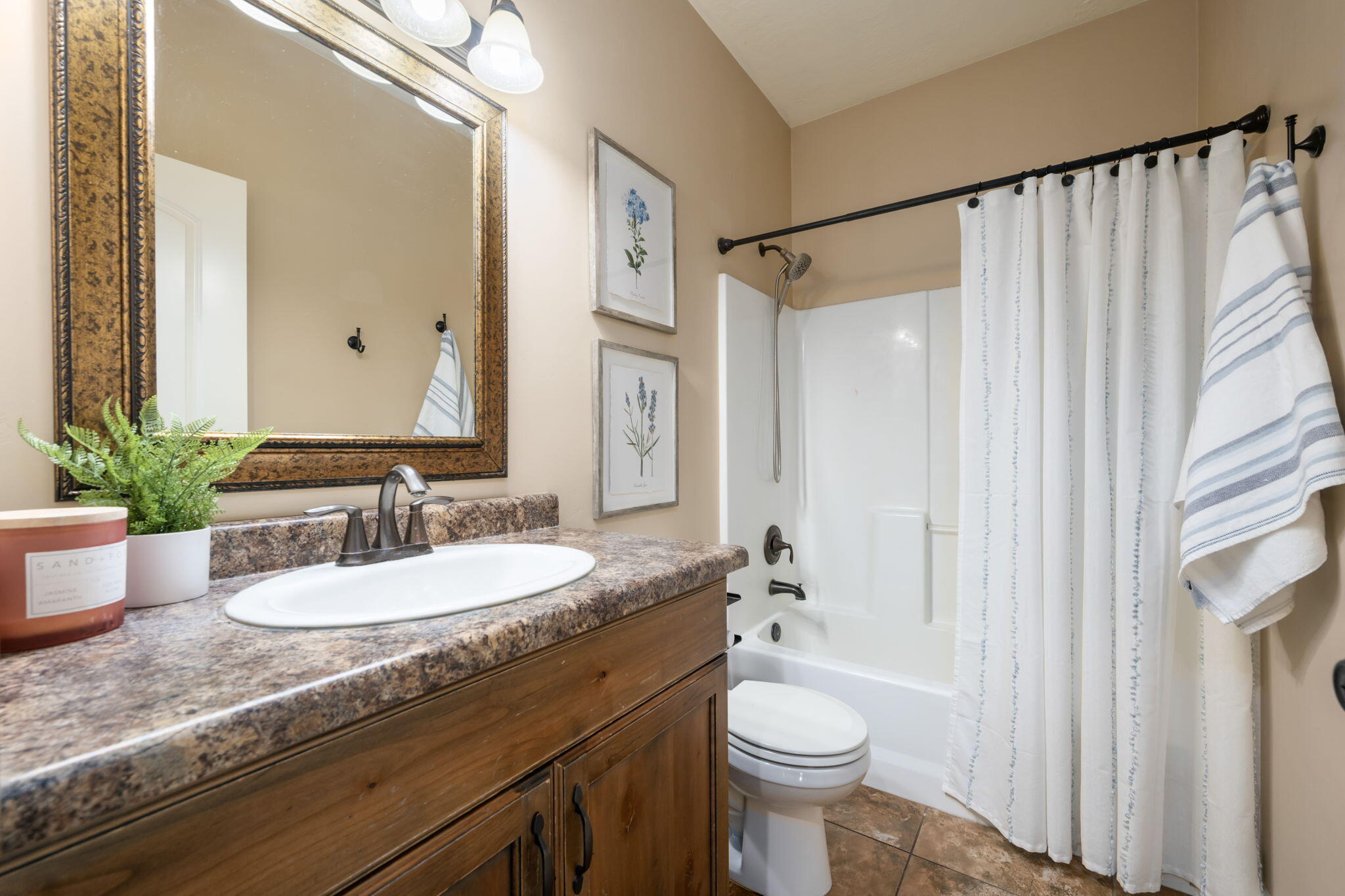 MULBERRY ESTATES - Residential