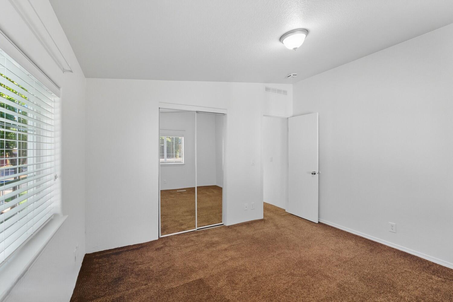 KINGS ROW ESTATES - Residential