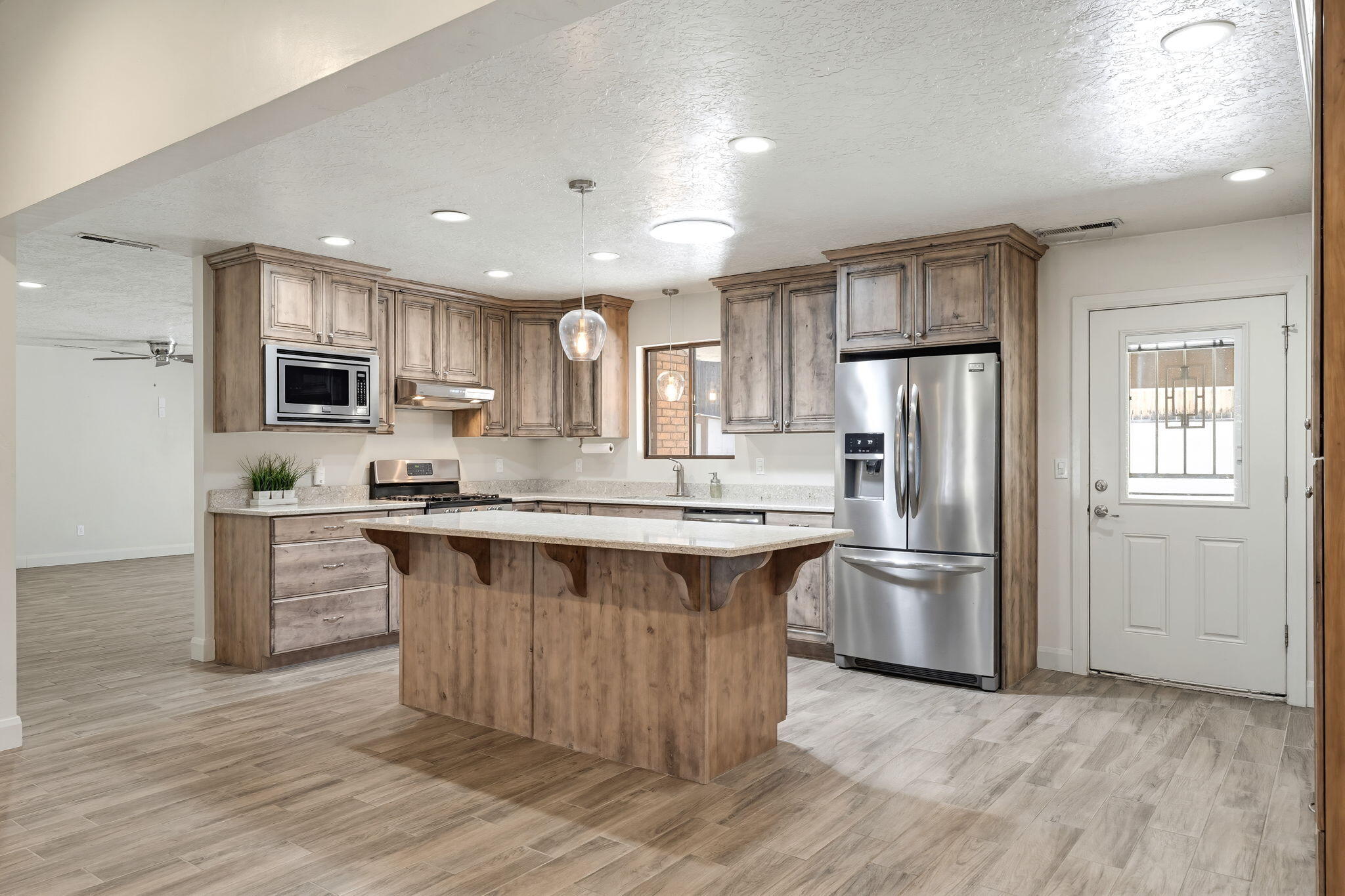 BLOOMINGTON HILLS - Residential