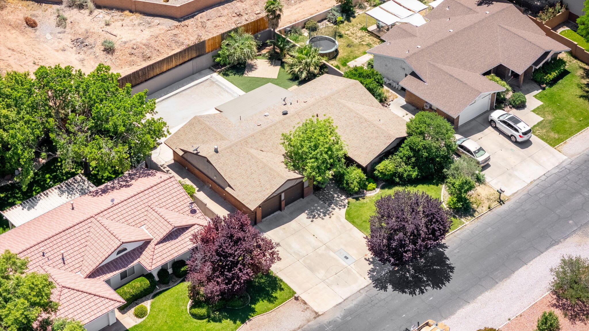 BLOOMINGTON HILLS - Residential