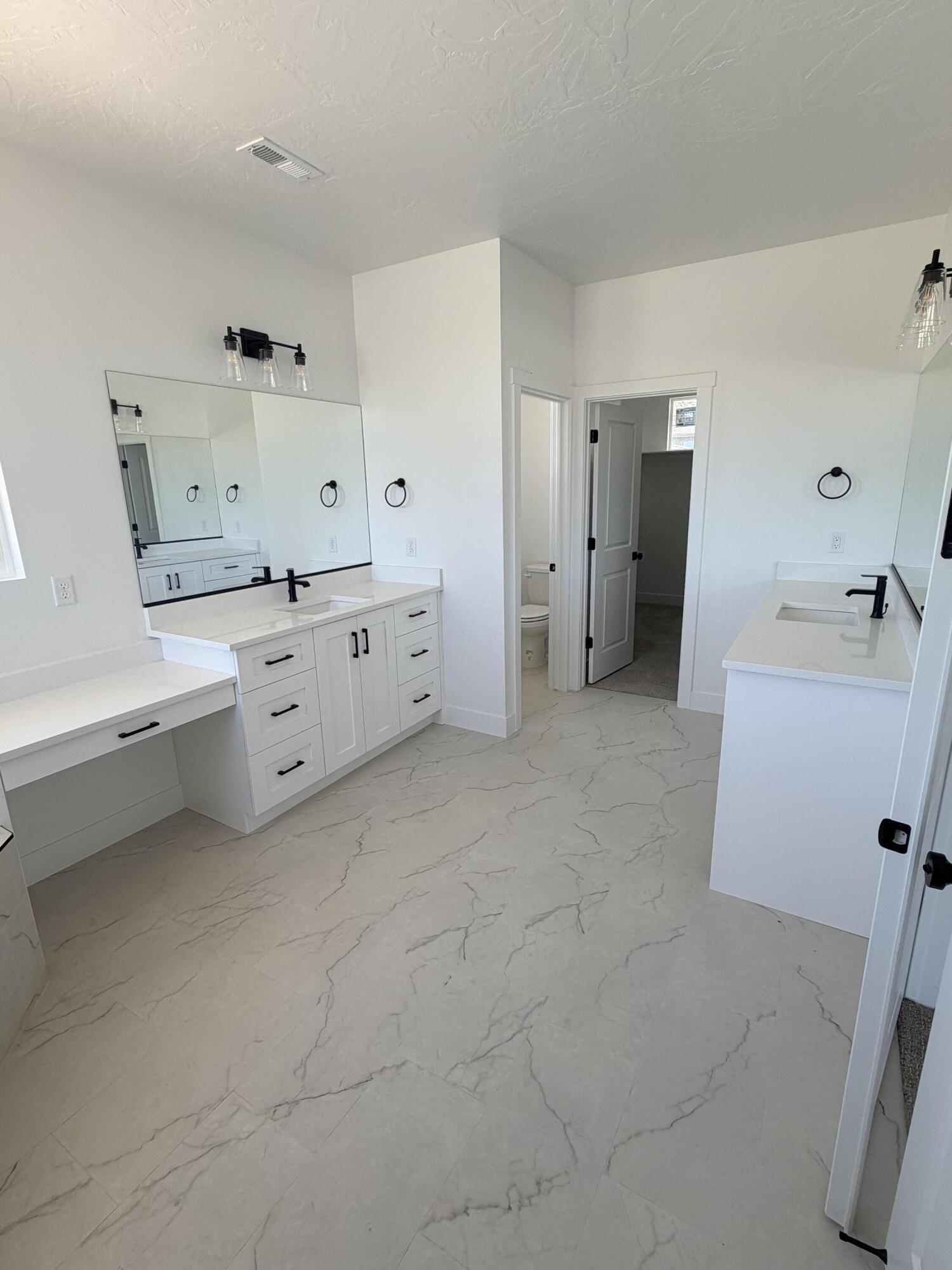COTTAM COVE - Residential