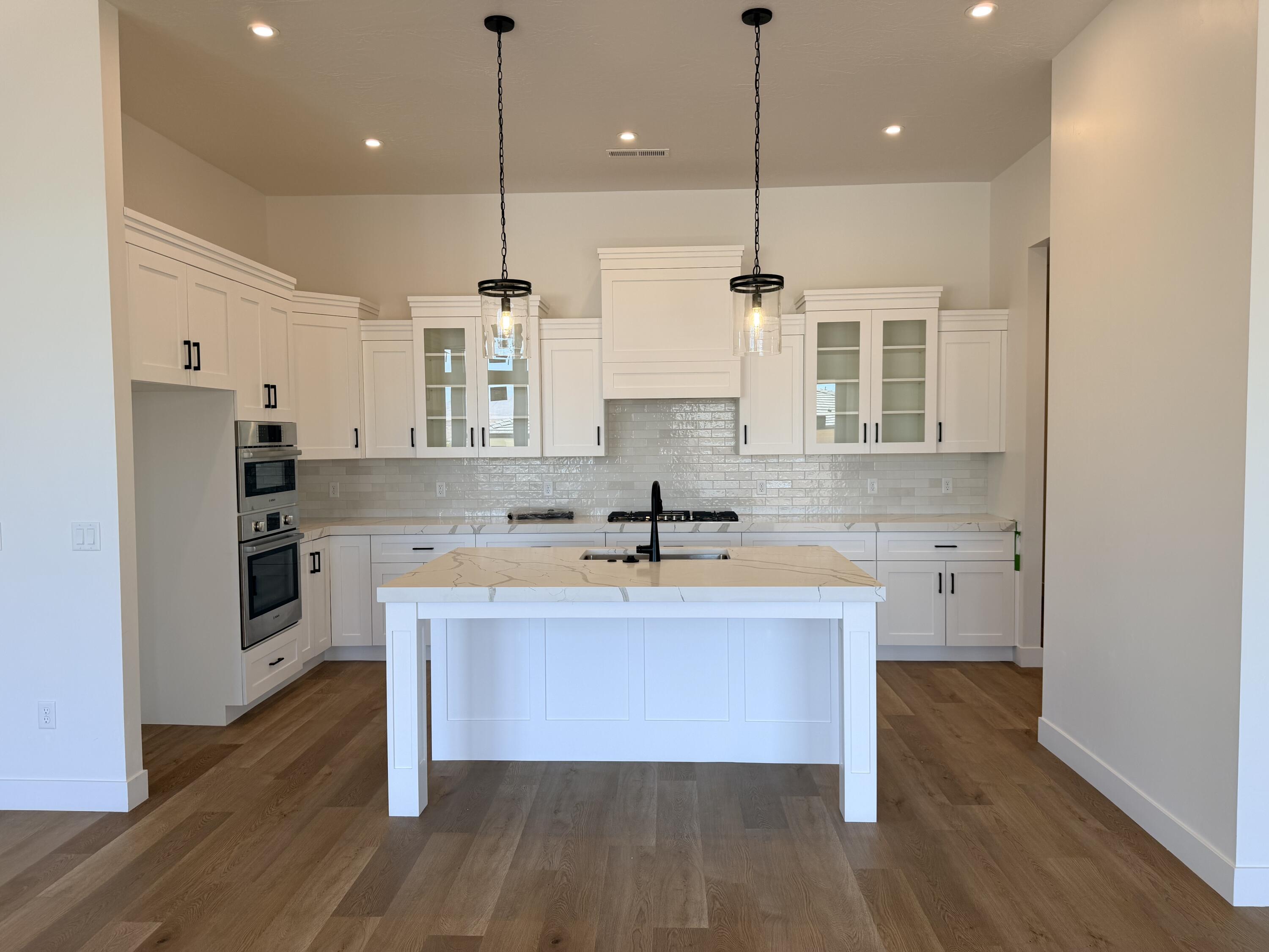 COTTAM COVE - Residential