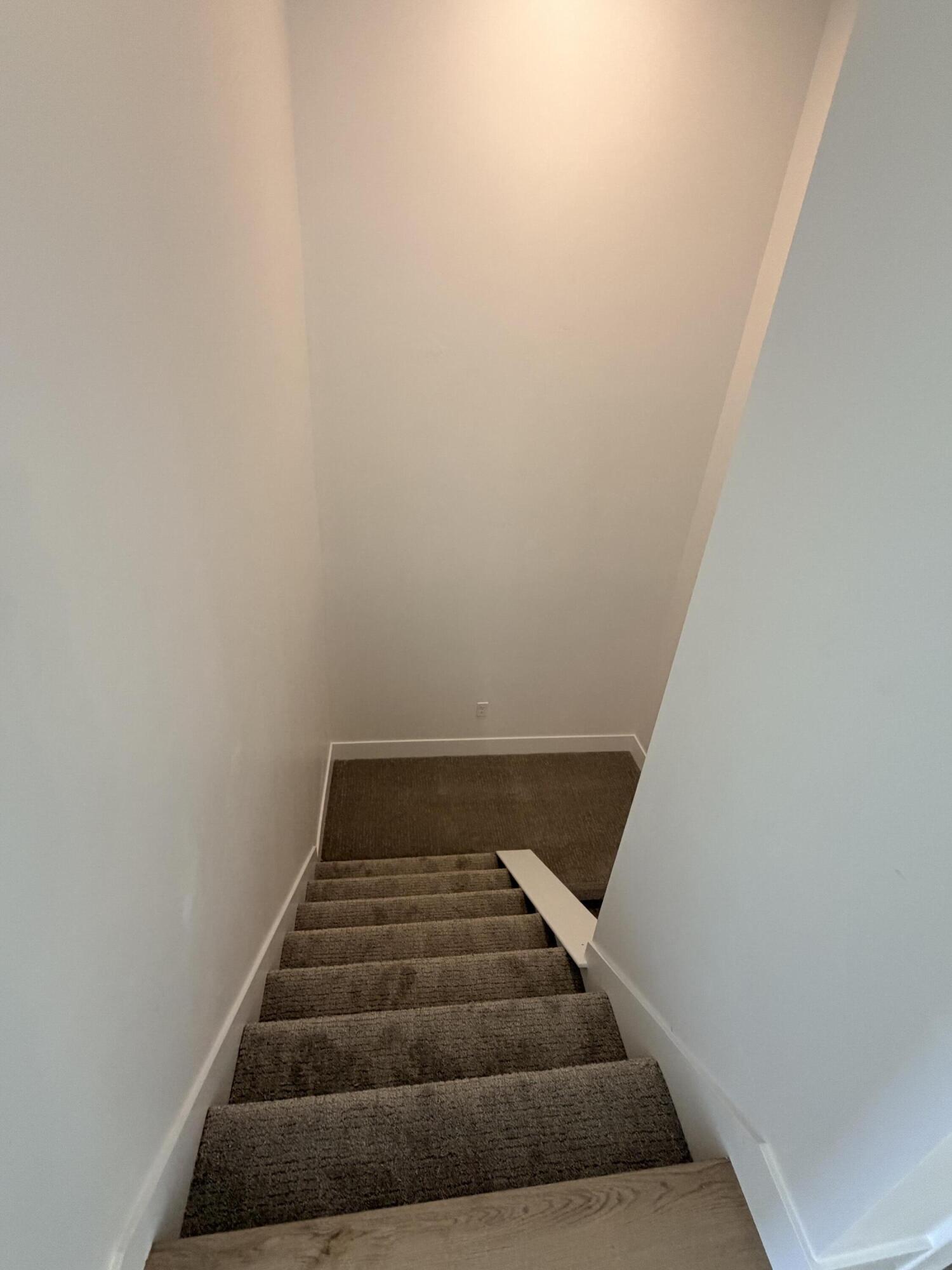 COTTAM COVE - Residential