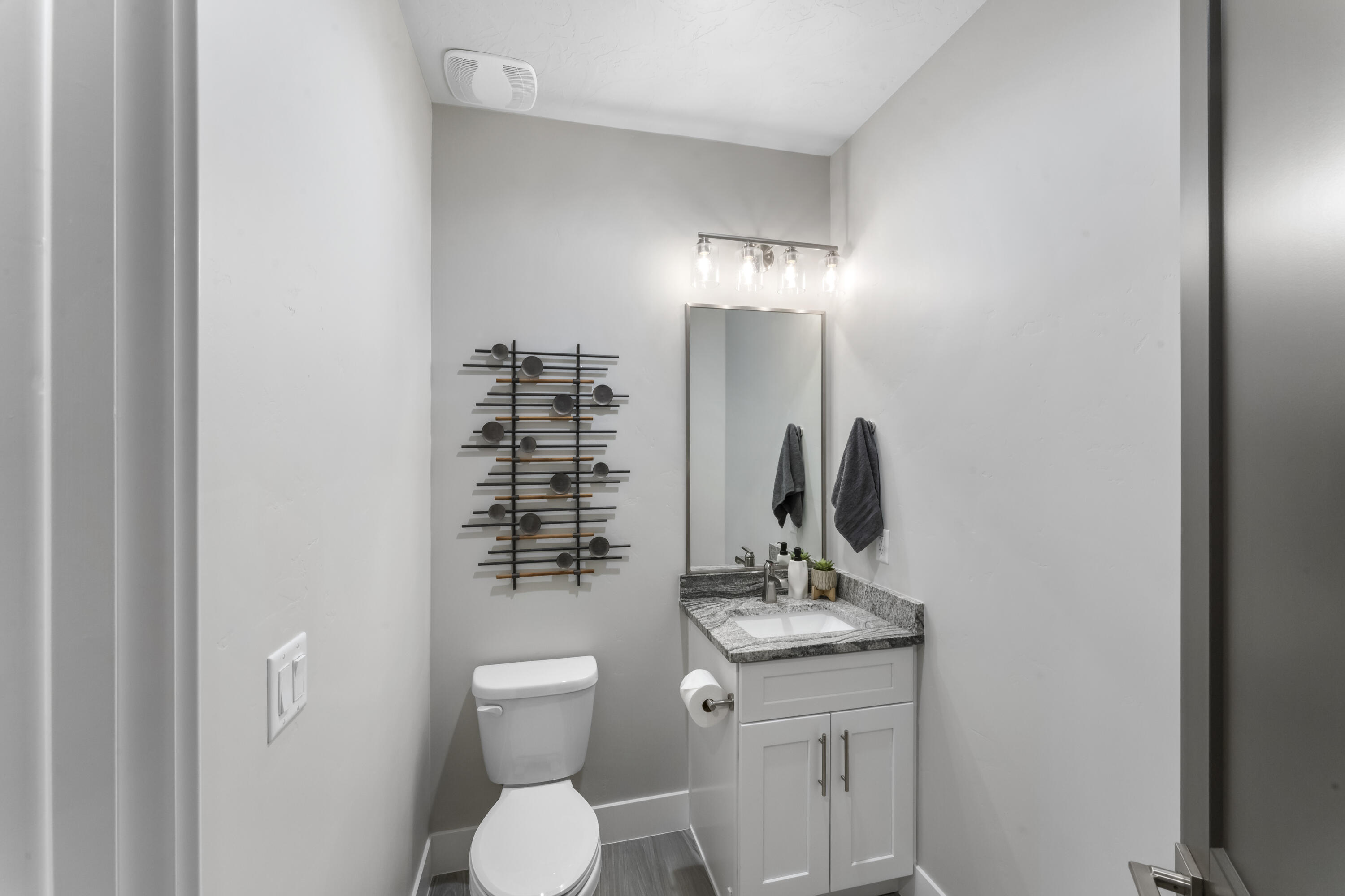 PECAN VALLEY RESORT - Residential Income