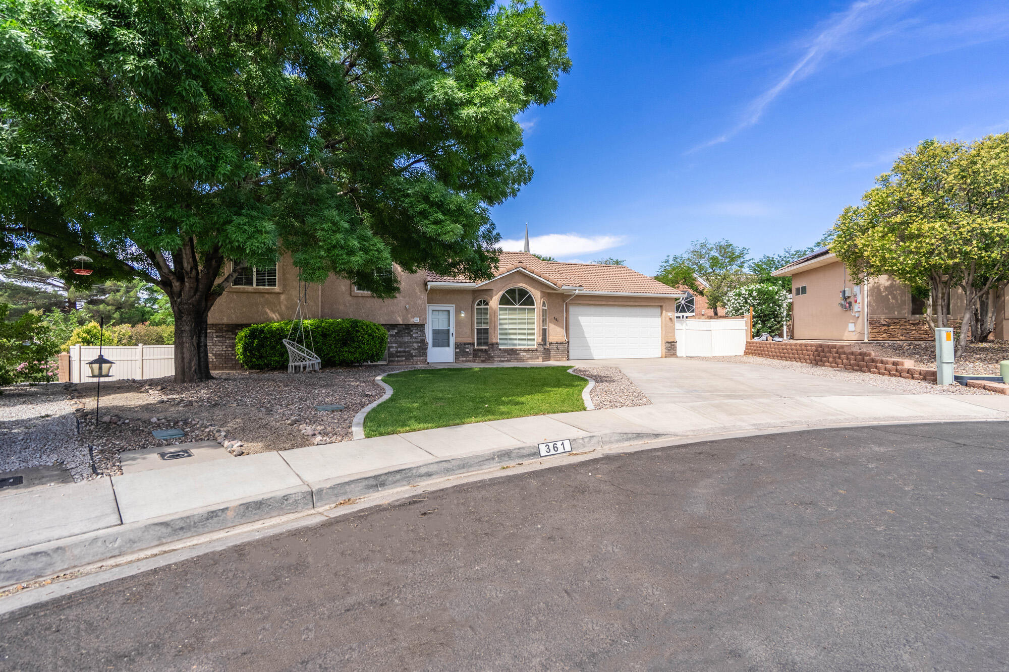 SOUTH POINTE - Residential