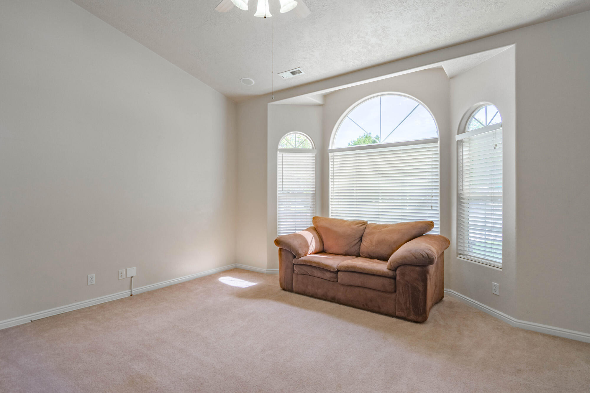 SOUTH POINTE - Residential