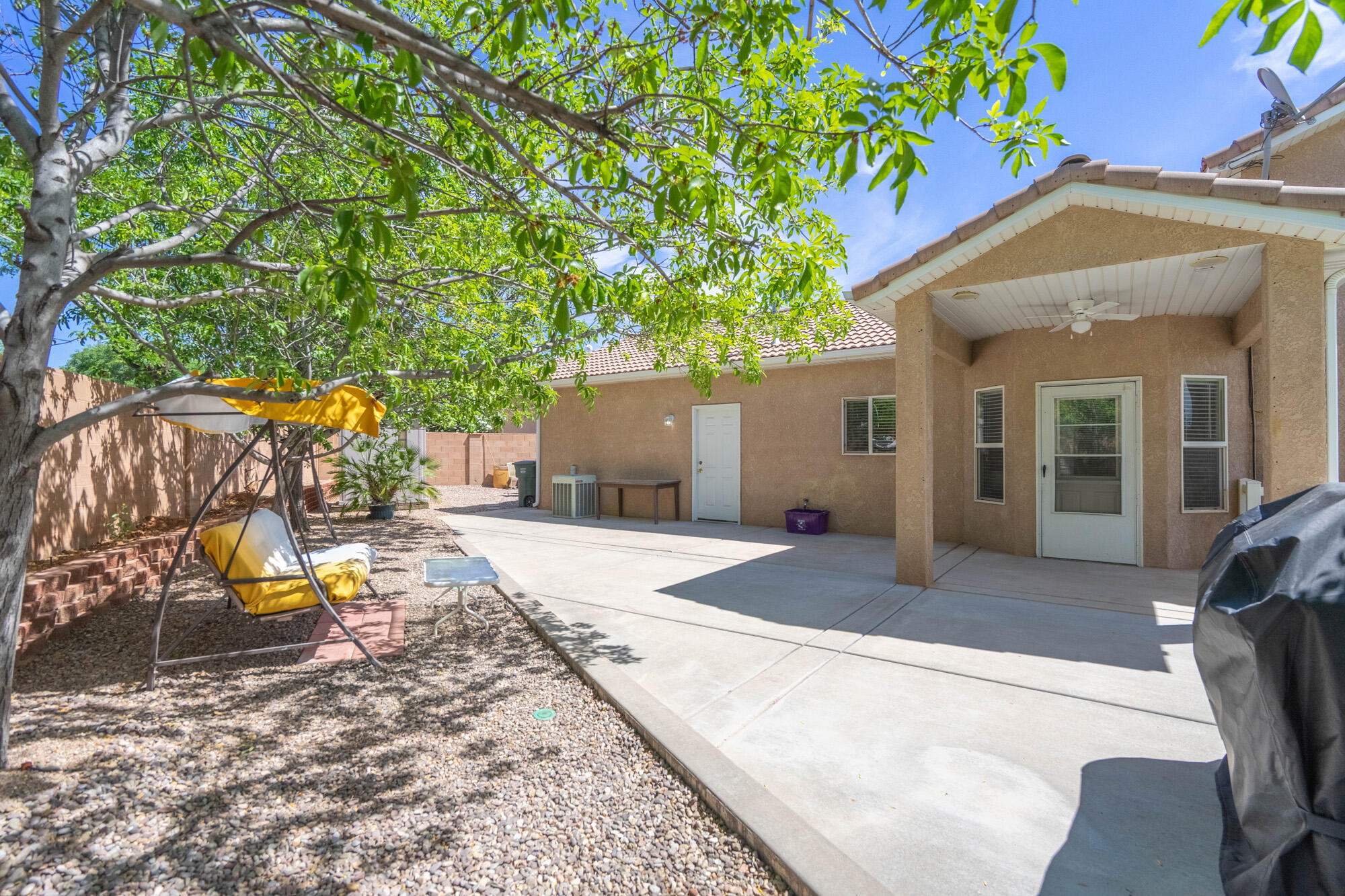 SOUTH POINTE - Residential