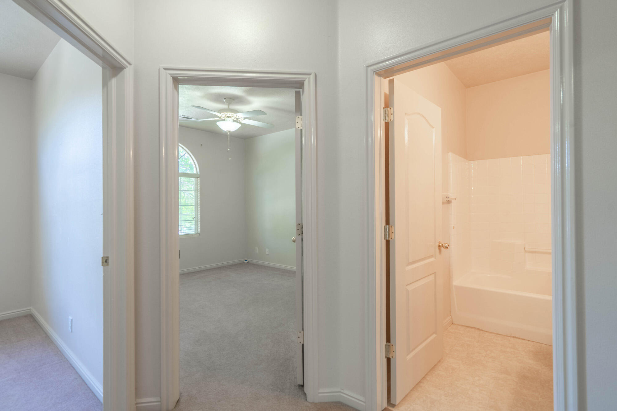 SOUTH POINTE - Residential