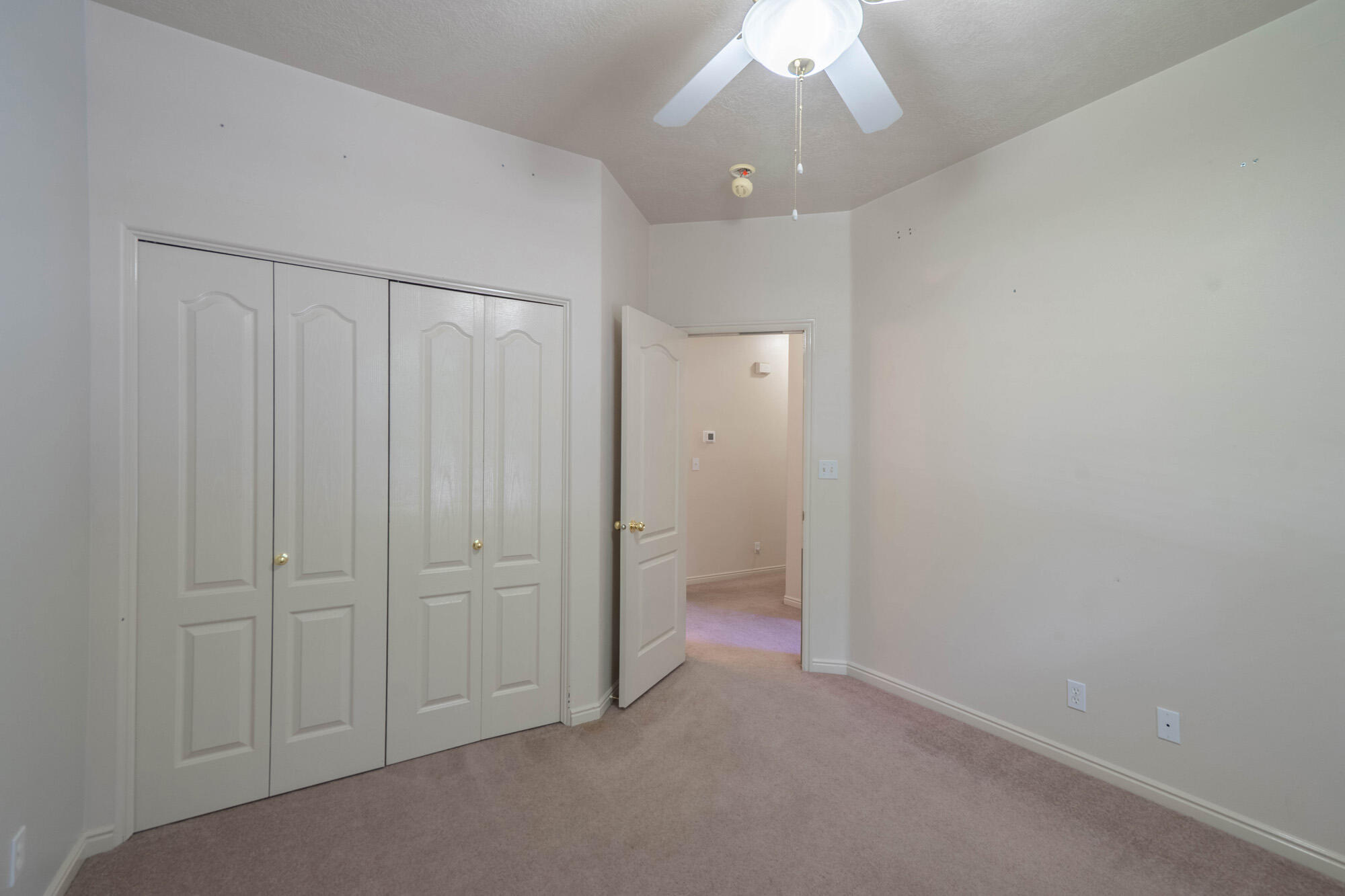 SOUTH POINTE - Residential