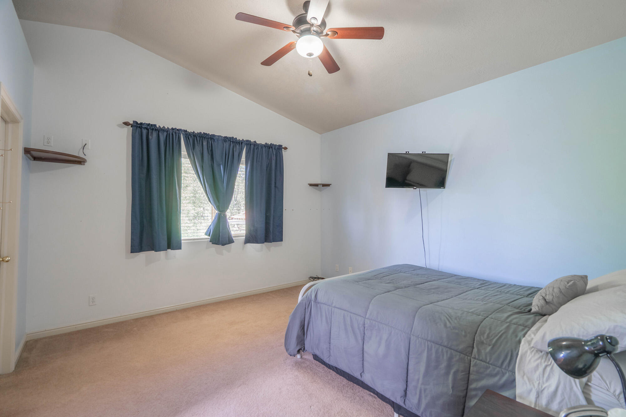 SOUTH POINTE - Residential