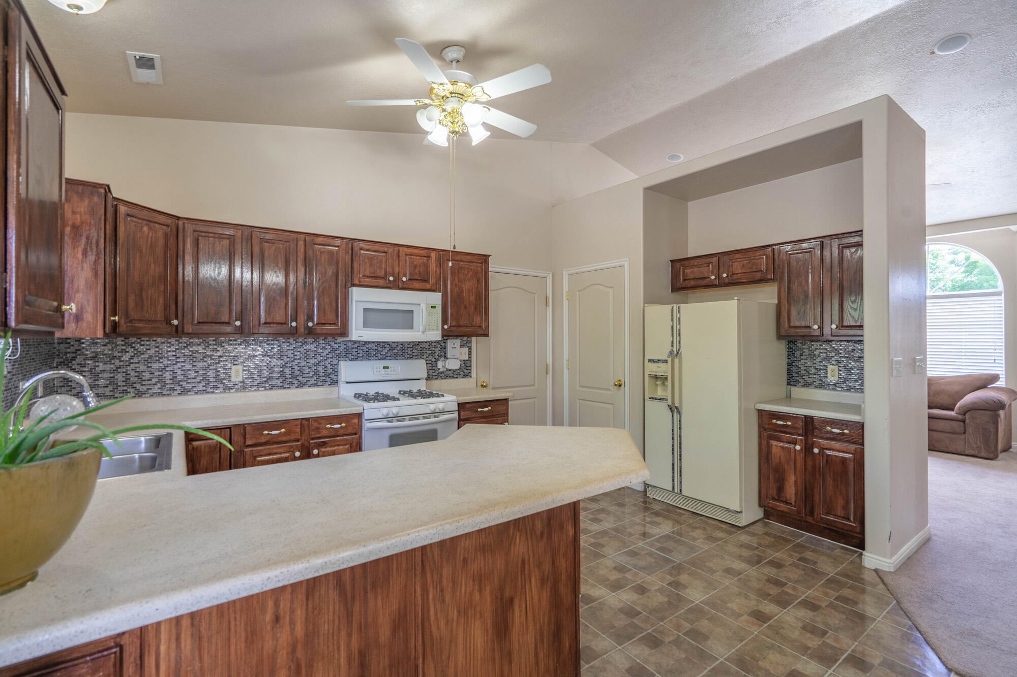 SOUTH POINTE - Residential