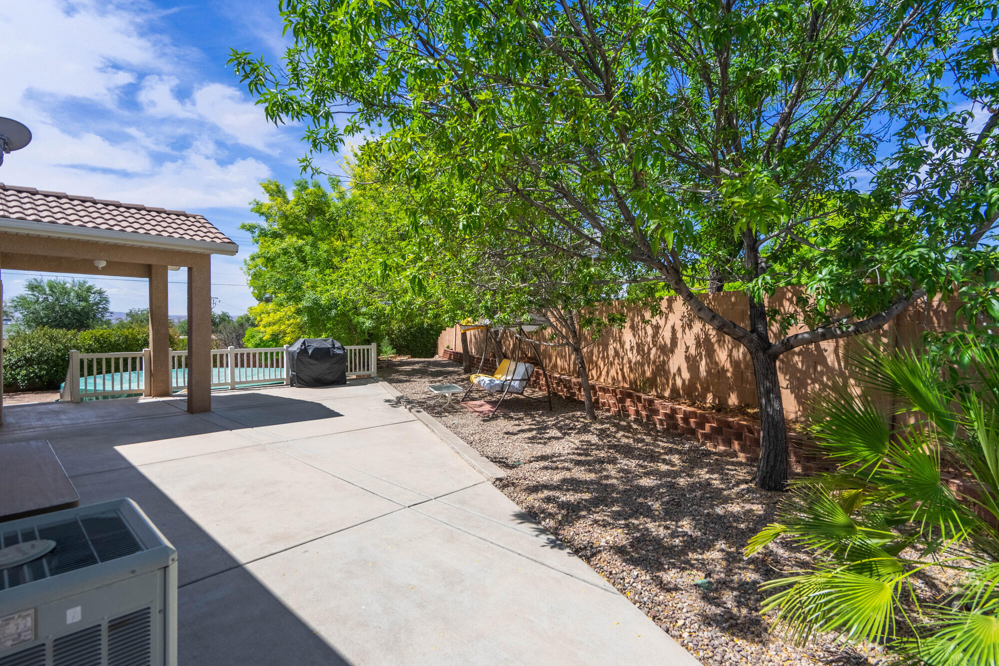 SOUTH POINTE - Residential