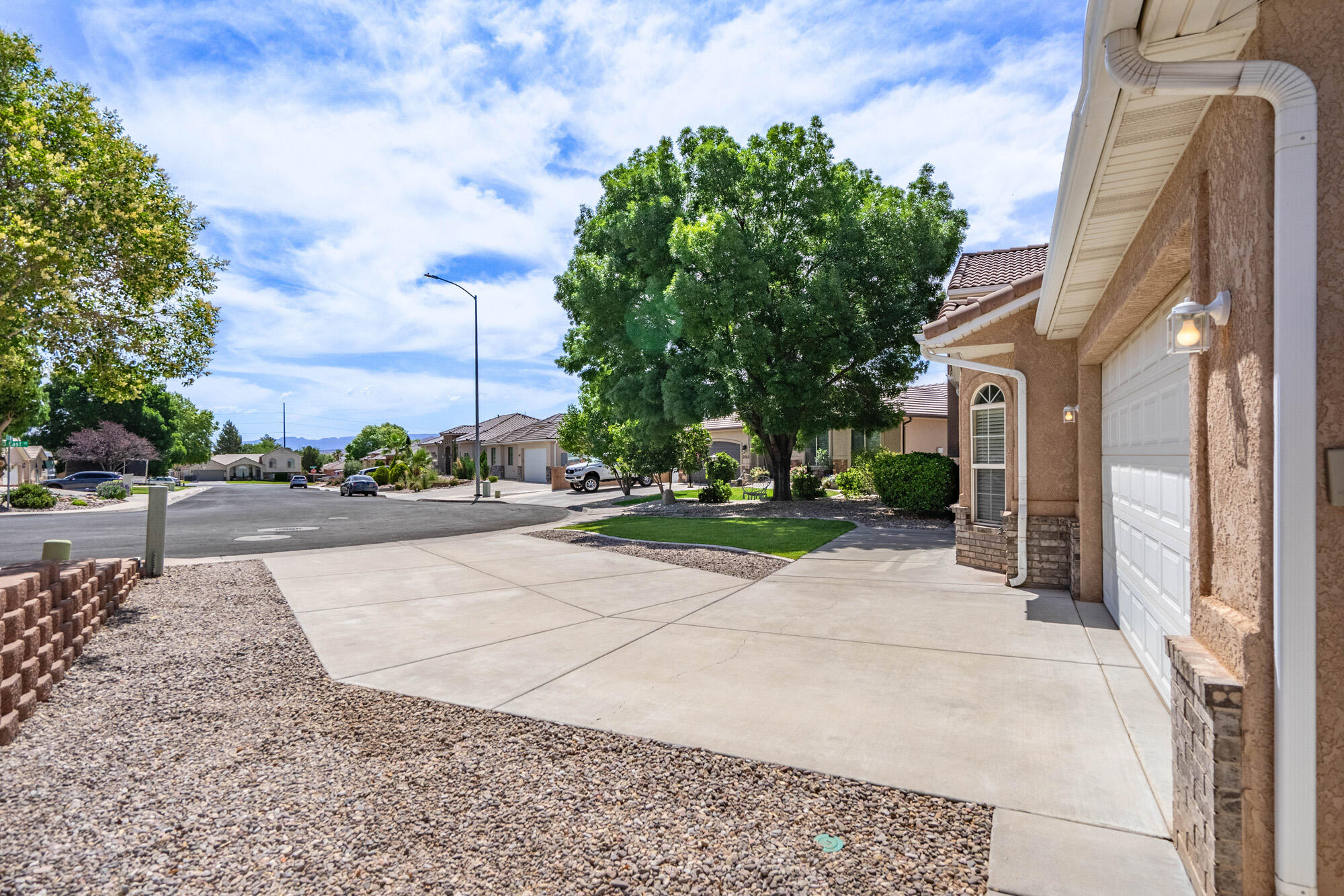 SOUTH POINTE - Residential
