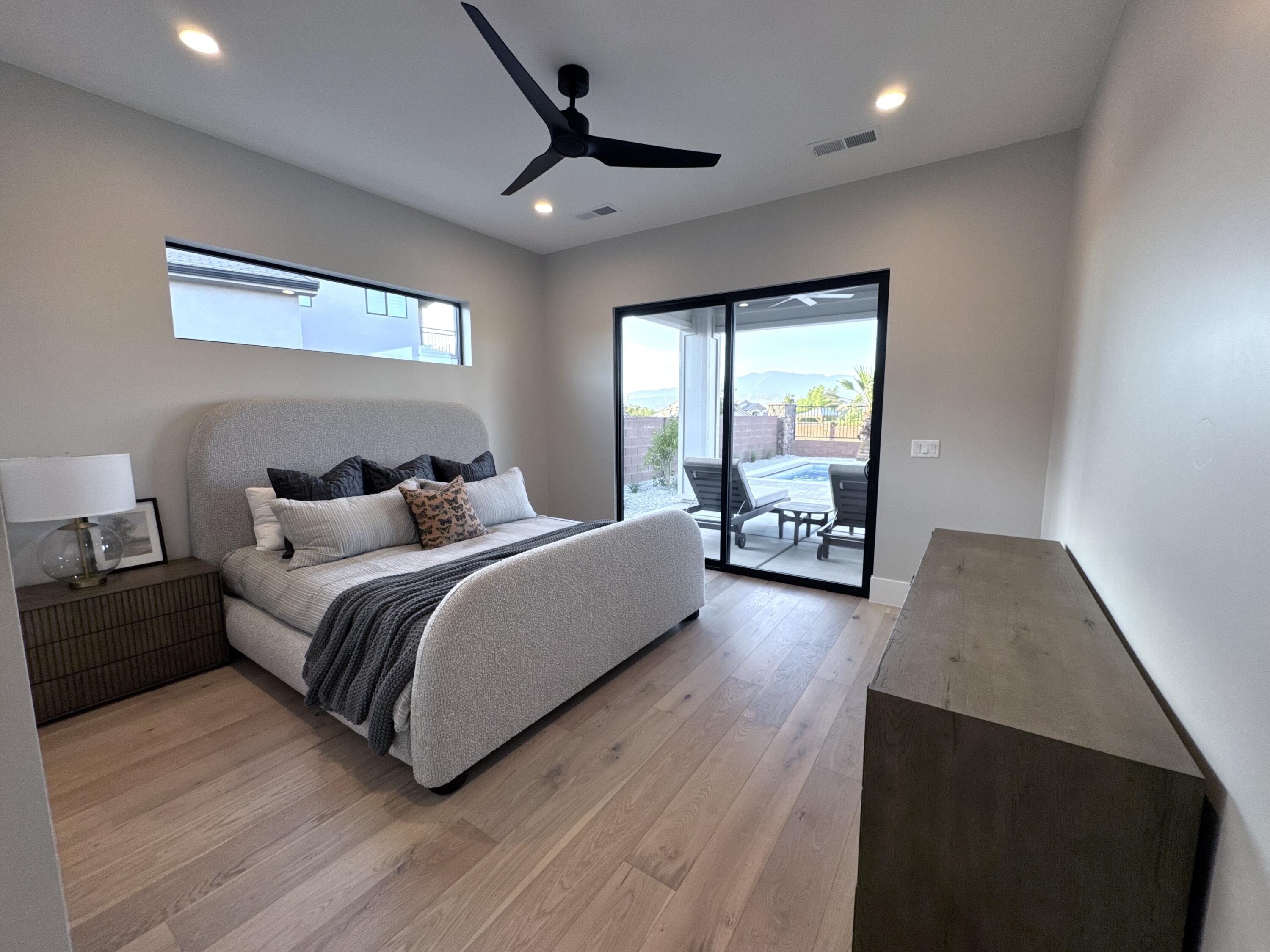 LAKESIDE AT STUCKI FARMS - Residential