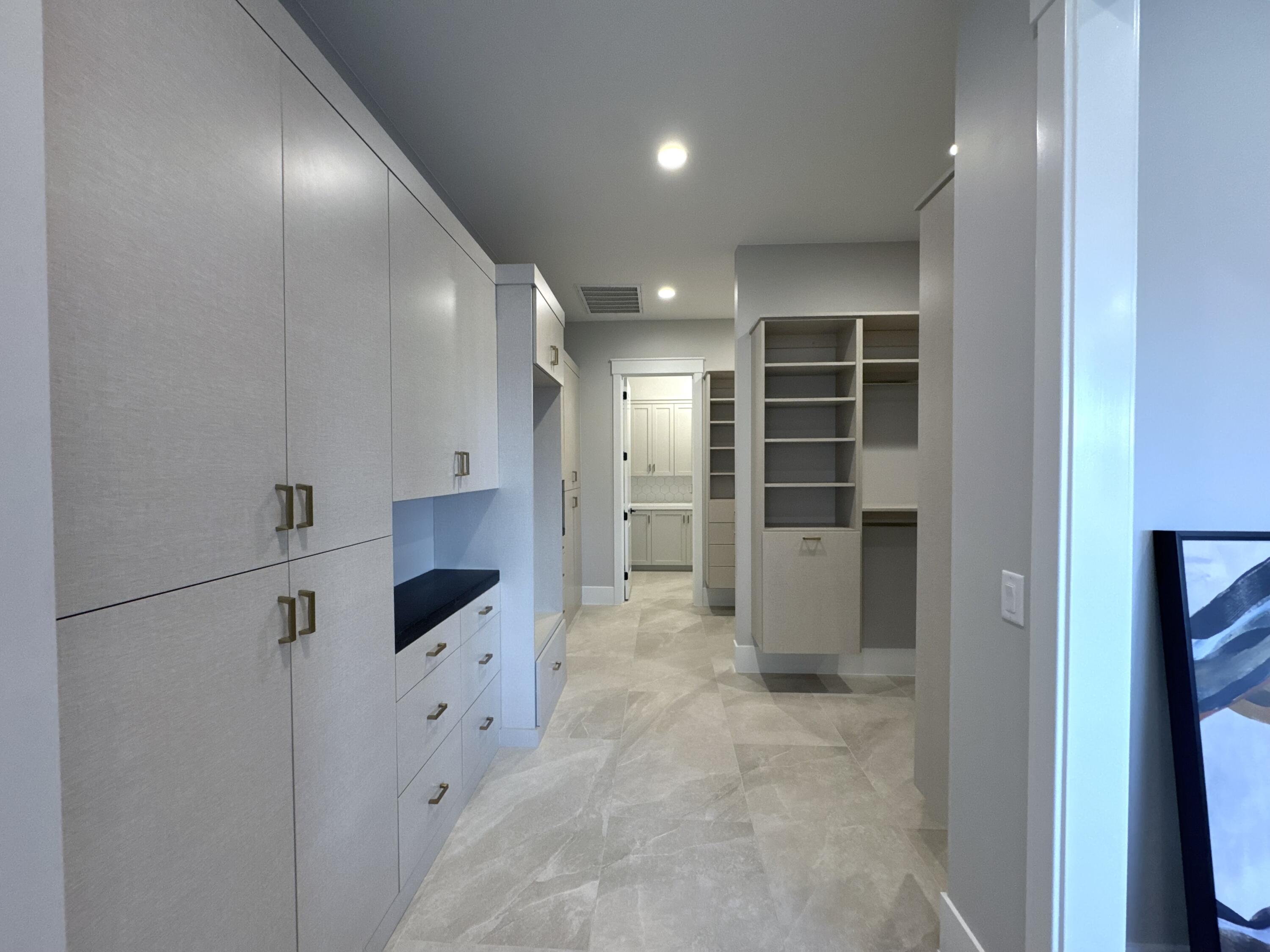 LAKESIDE AT STUCKI FARMS - Residential
