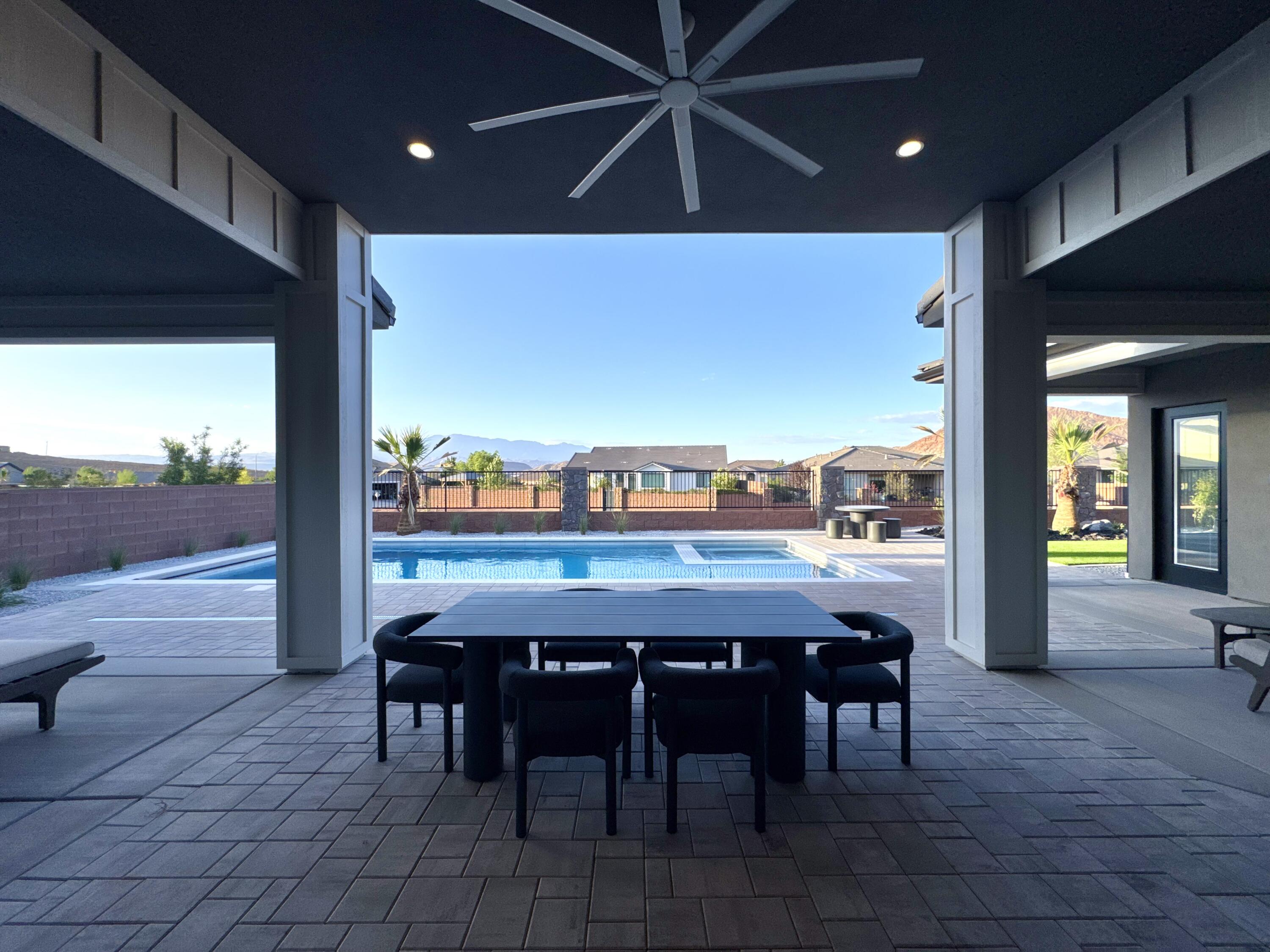 LAKESIDE AT STUCKI FARMS - Residential