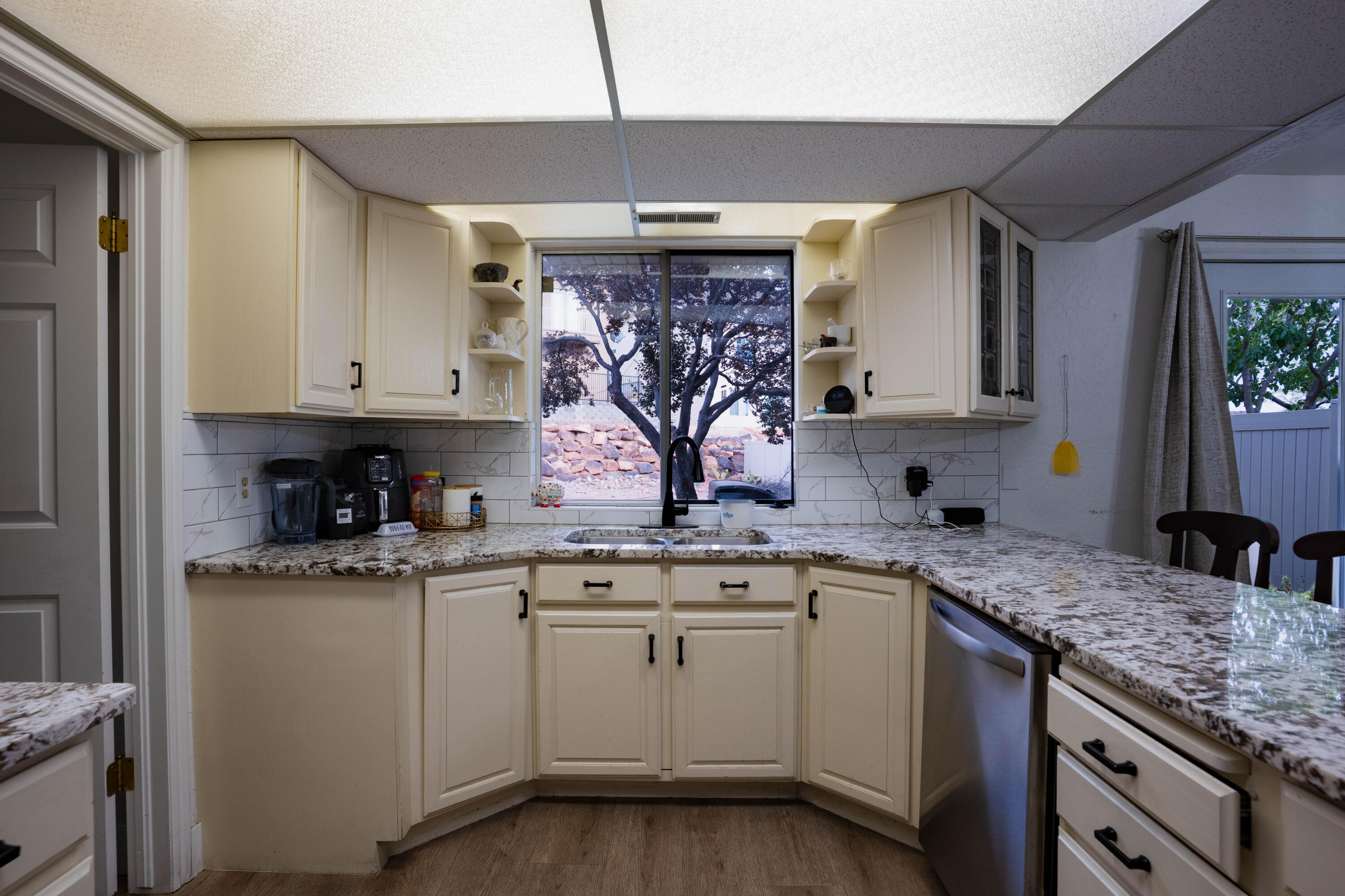 TERRAH DAWN - Residential