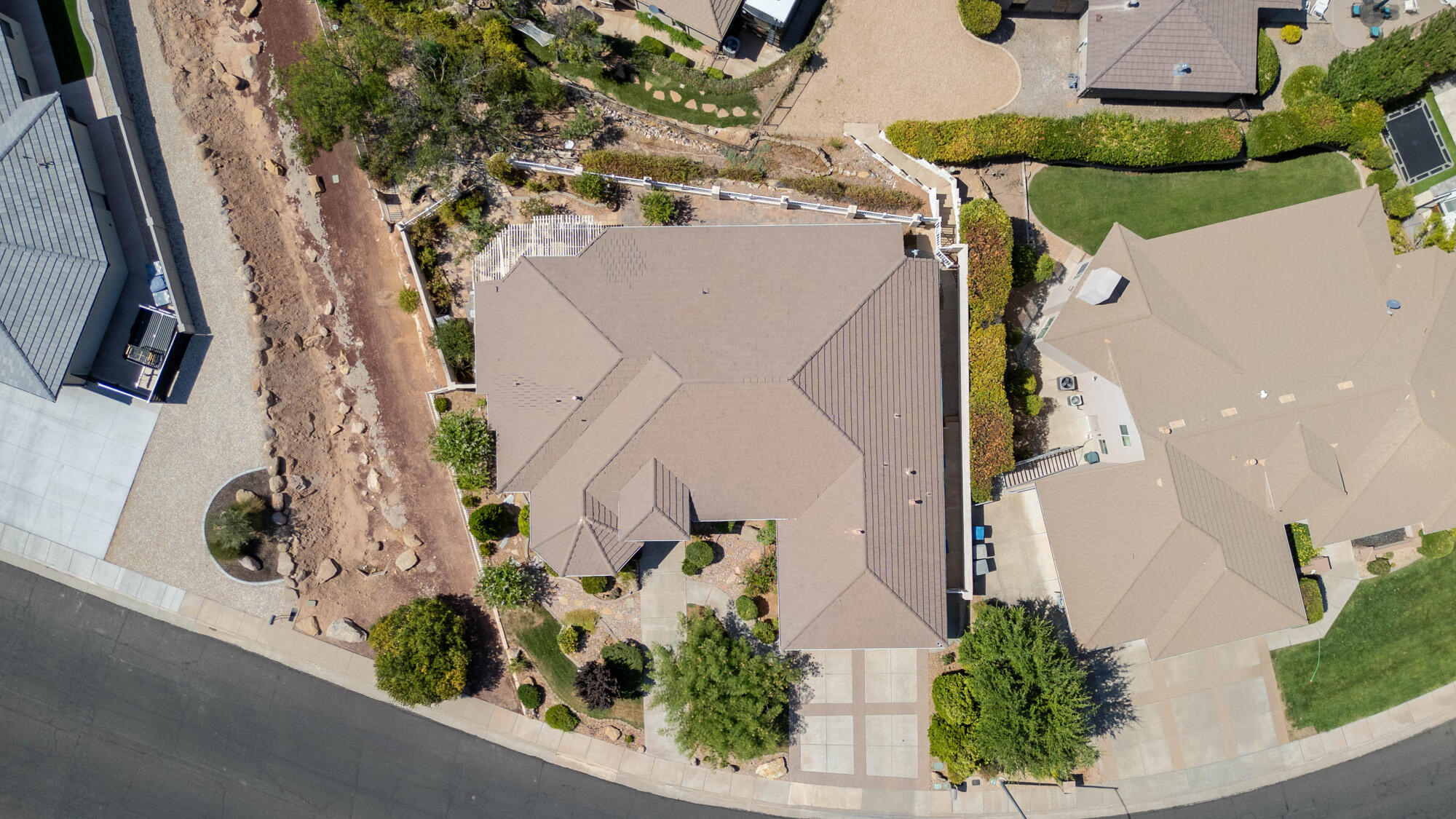 BOULDERS - Residential