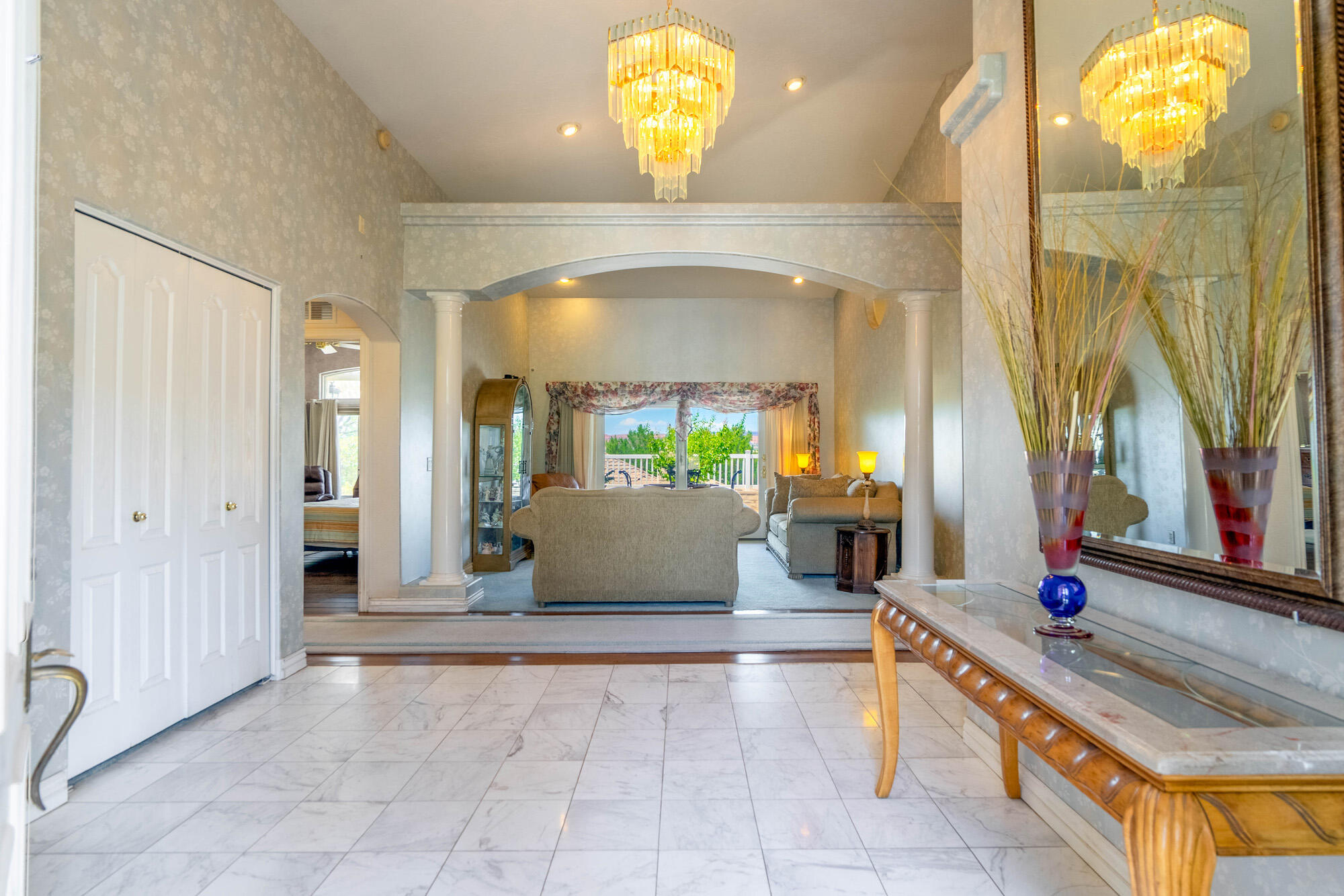 BOULDERS - Residential