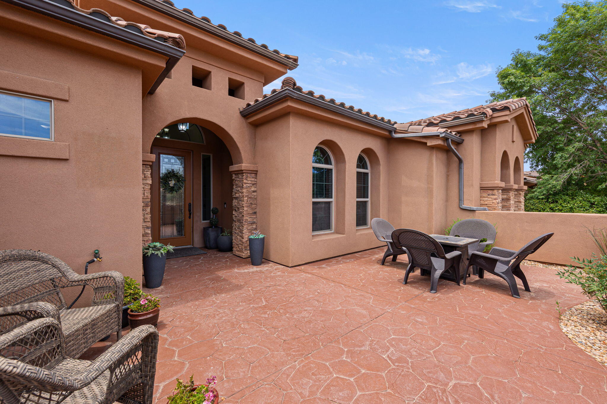 KNOLLS AT LITTLE VALLEY - Residential