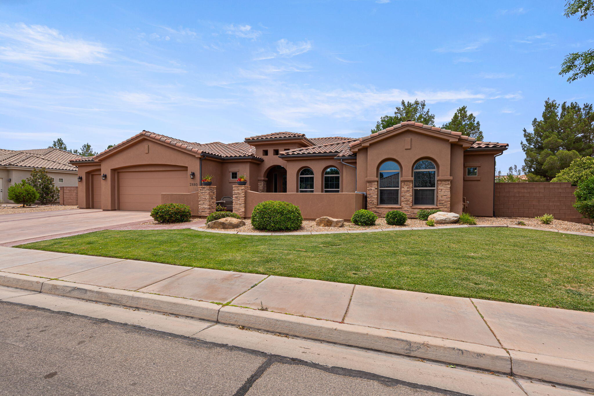 KNOLLS AT LITTLE VALLEY - Residential