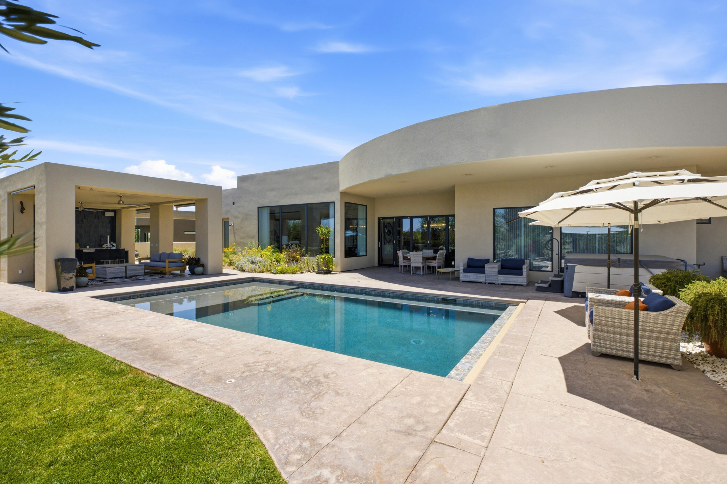 LEDGES OF SG ST GEORGE - Residential