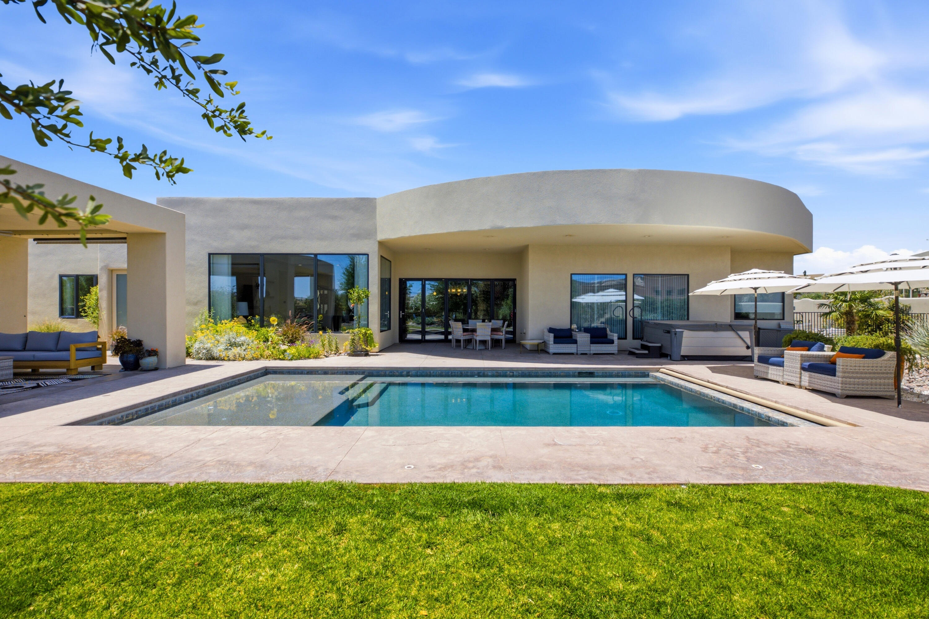 LEDGES OF SG ST GEORGE - Residential