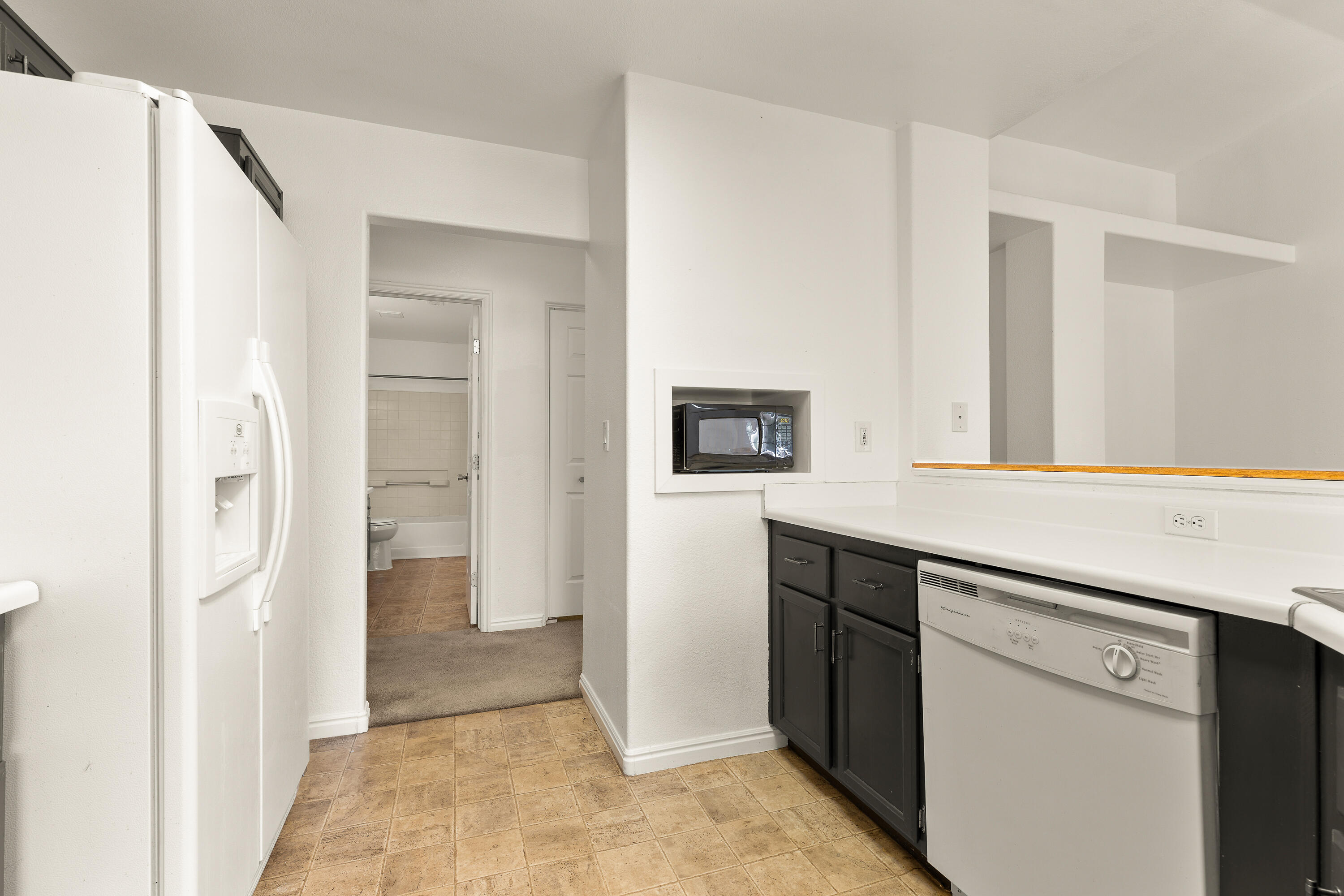 KNOLLWOOD TOWNHOMES - Residential
