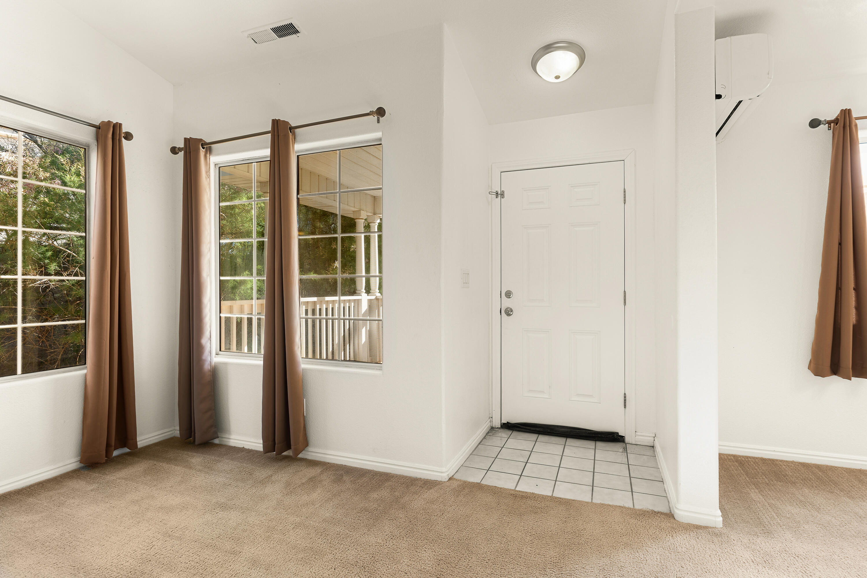 KNOLLWOOD TOWNHOMES - Residential