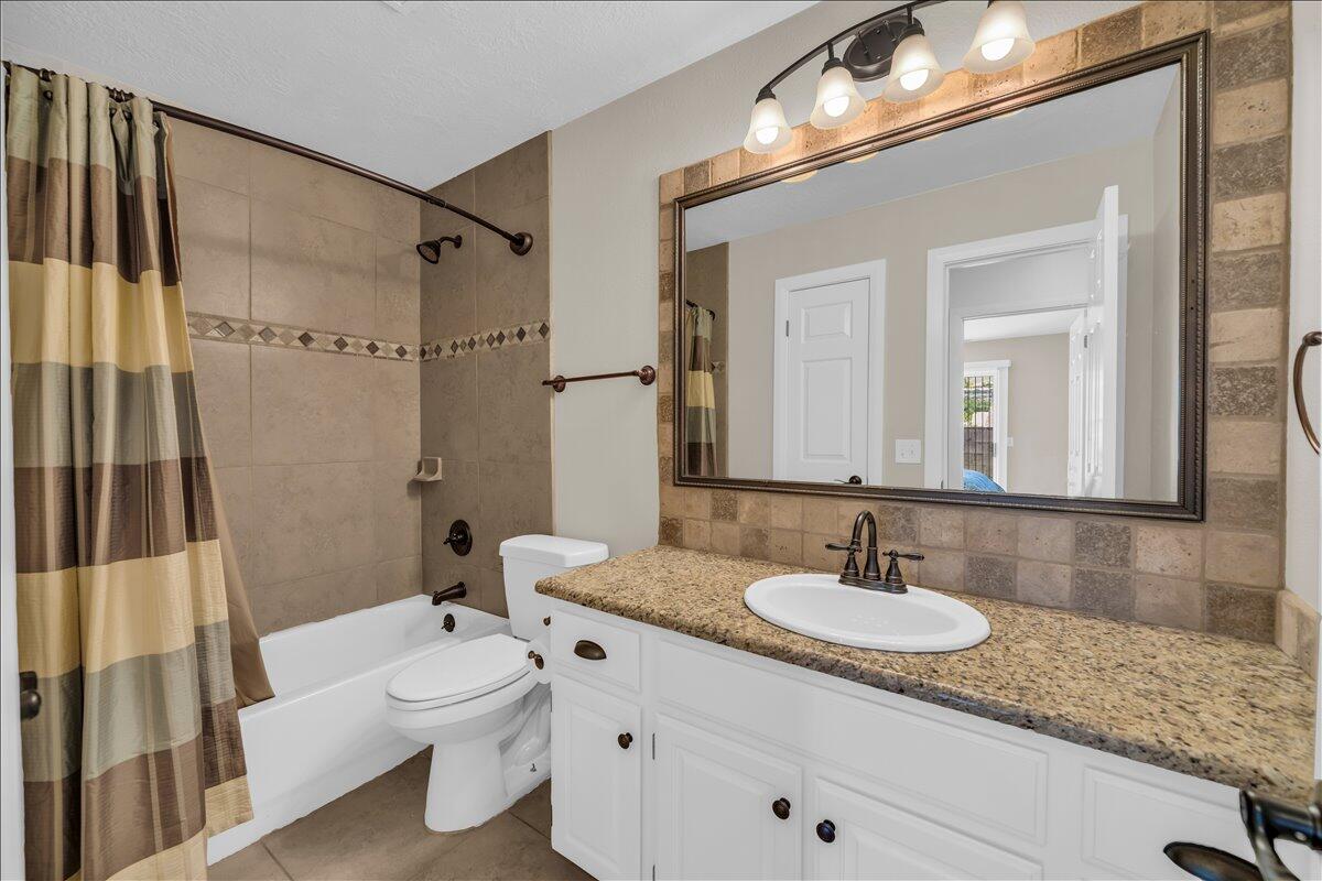 SANDTOWN PARK TOWNHOMES - Residential