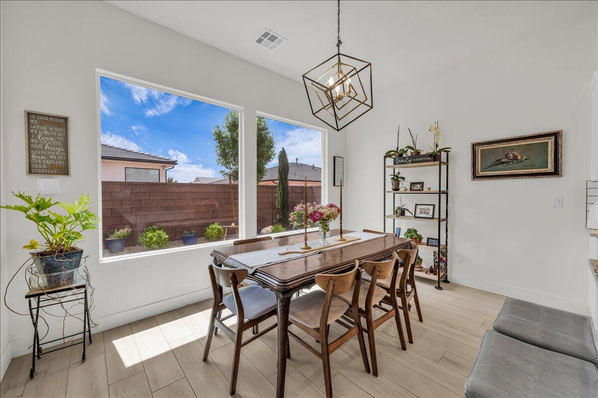 WARNER GATEWAY - Residential