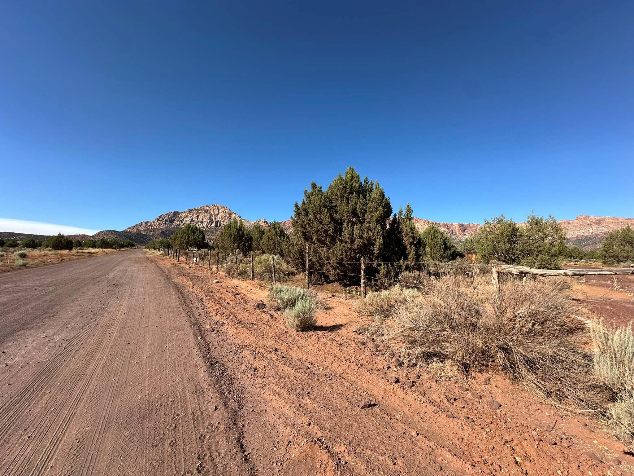APPLE VALLEY TOWNSITE - Land