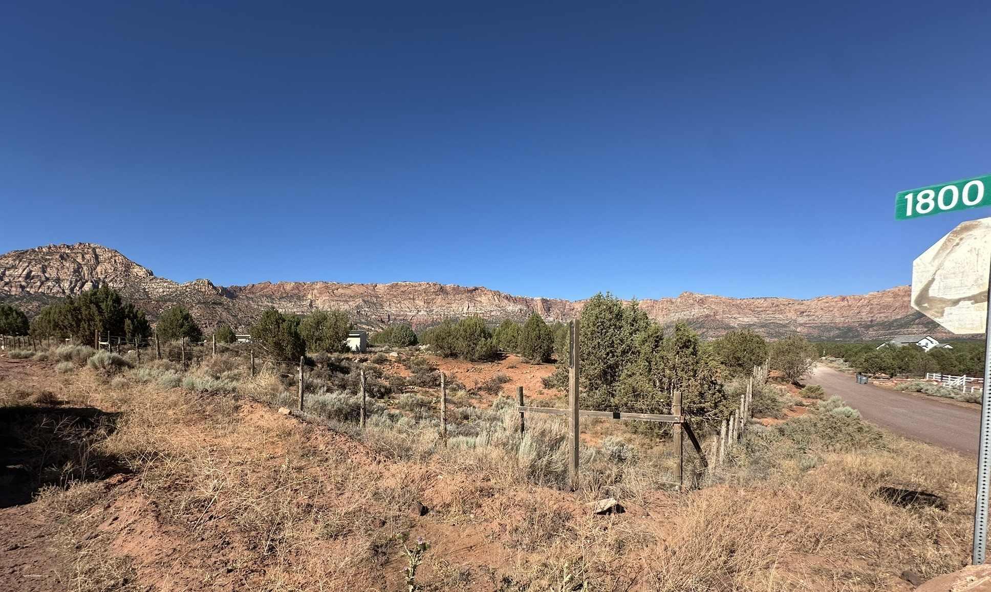 APPLE VALLEY TOWNSITE - Land
