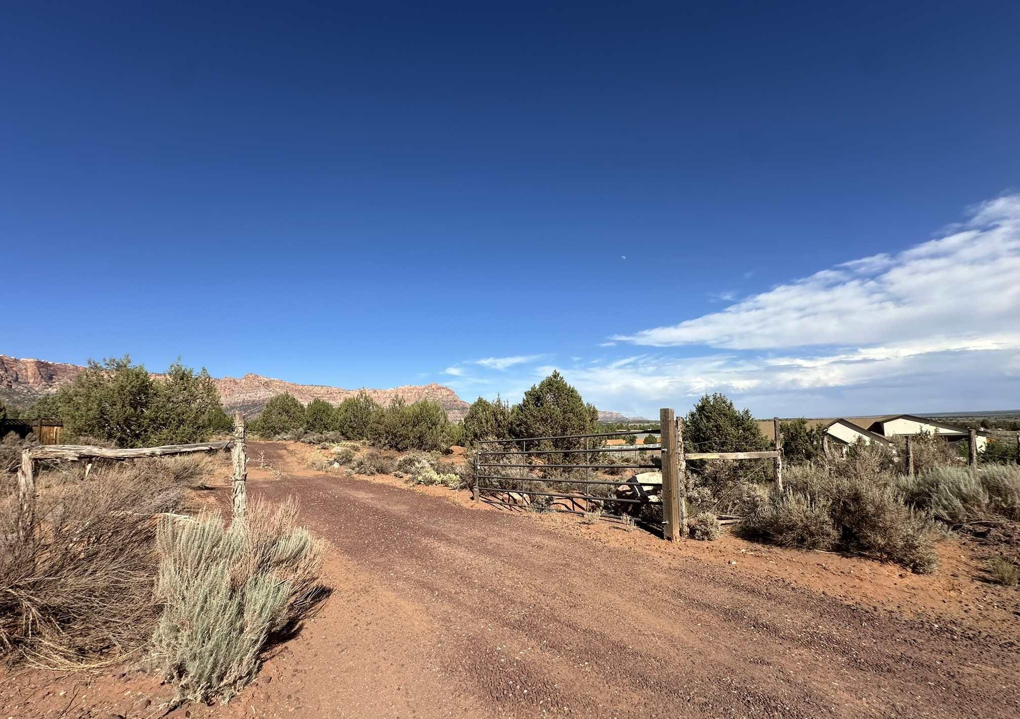 APPLE VALLEY TOWNSITE - Land
