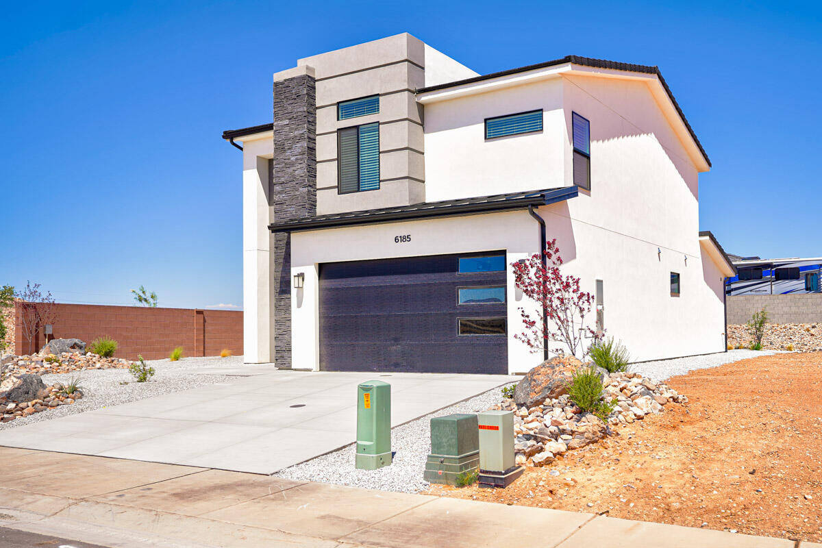 STRAWBERRY FIELDS ESTATES - Residential