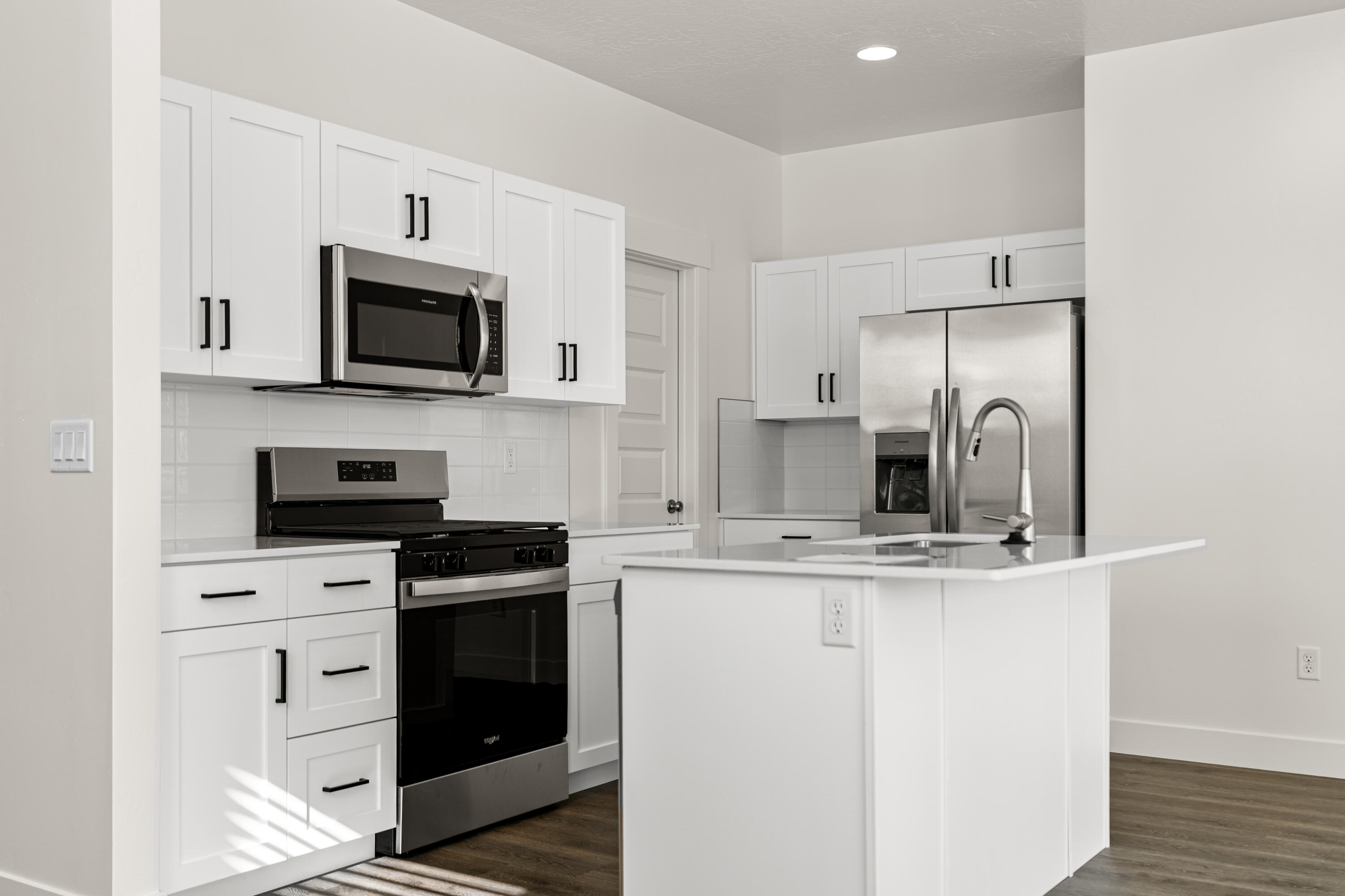 STRAWBERRY FIELDS ESTATES - Residential