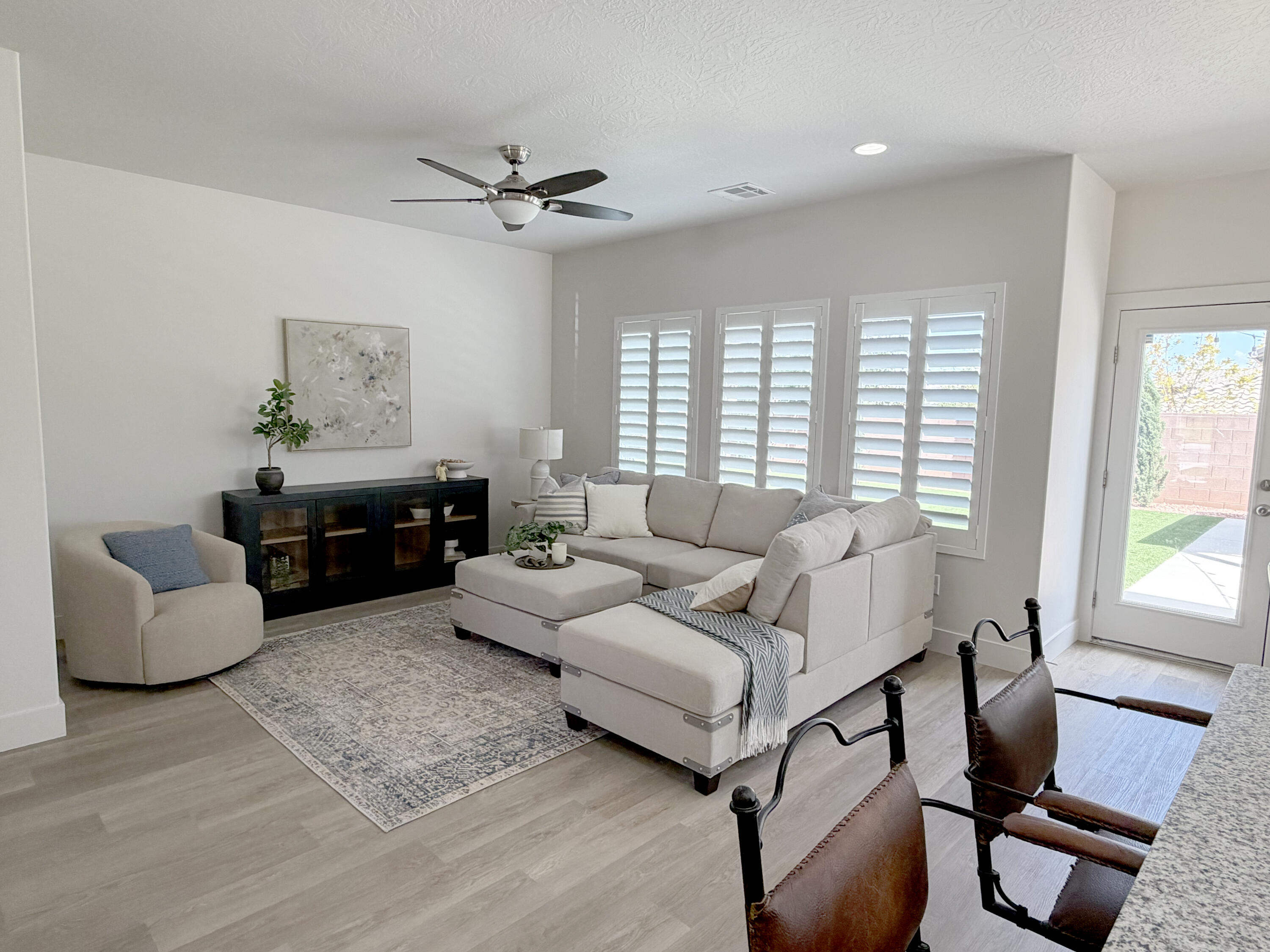 HAWTHORN ESTATES - Residential