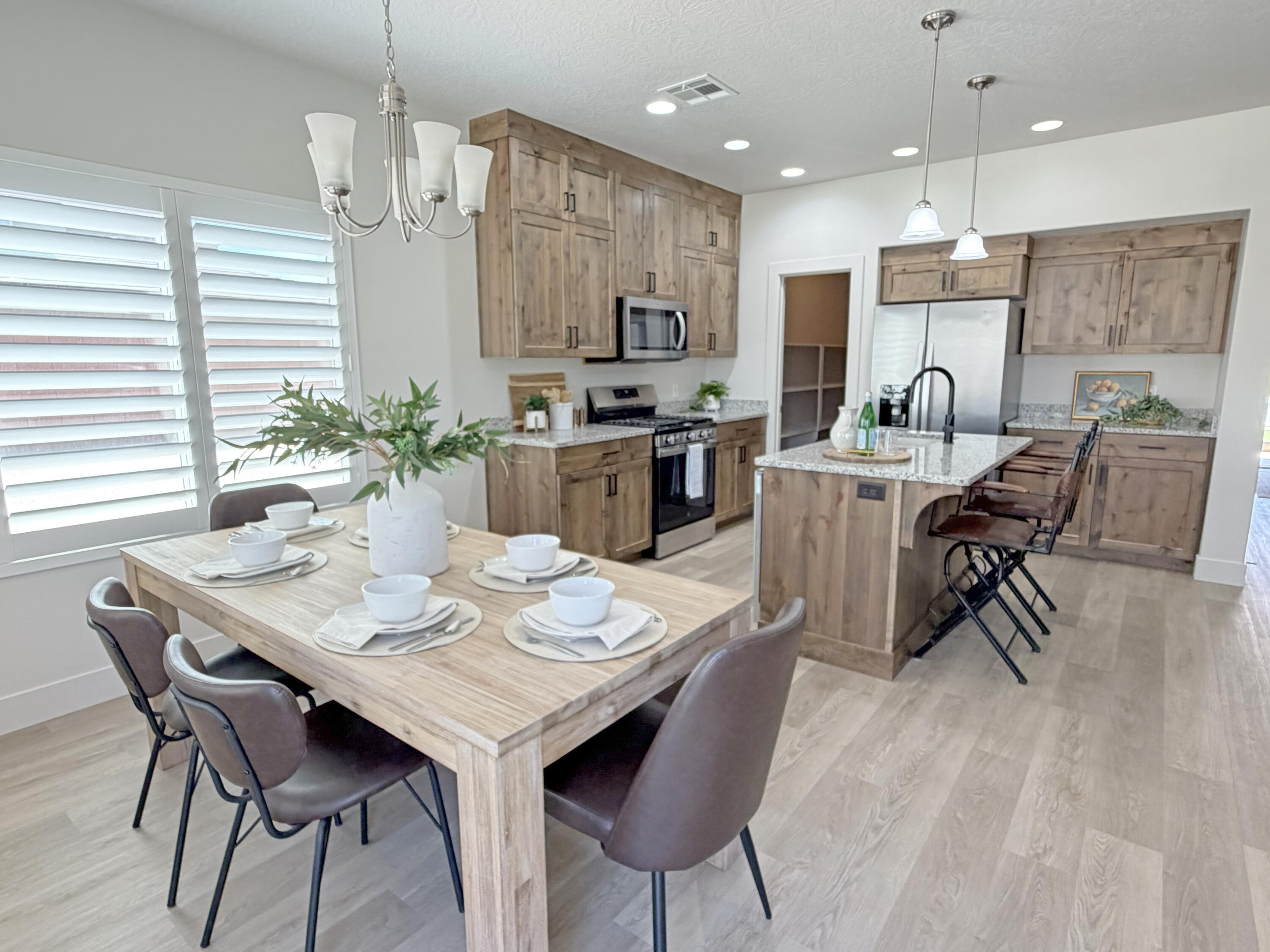 HAWTHORN ESTATES - Residential