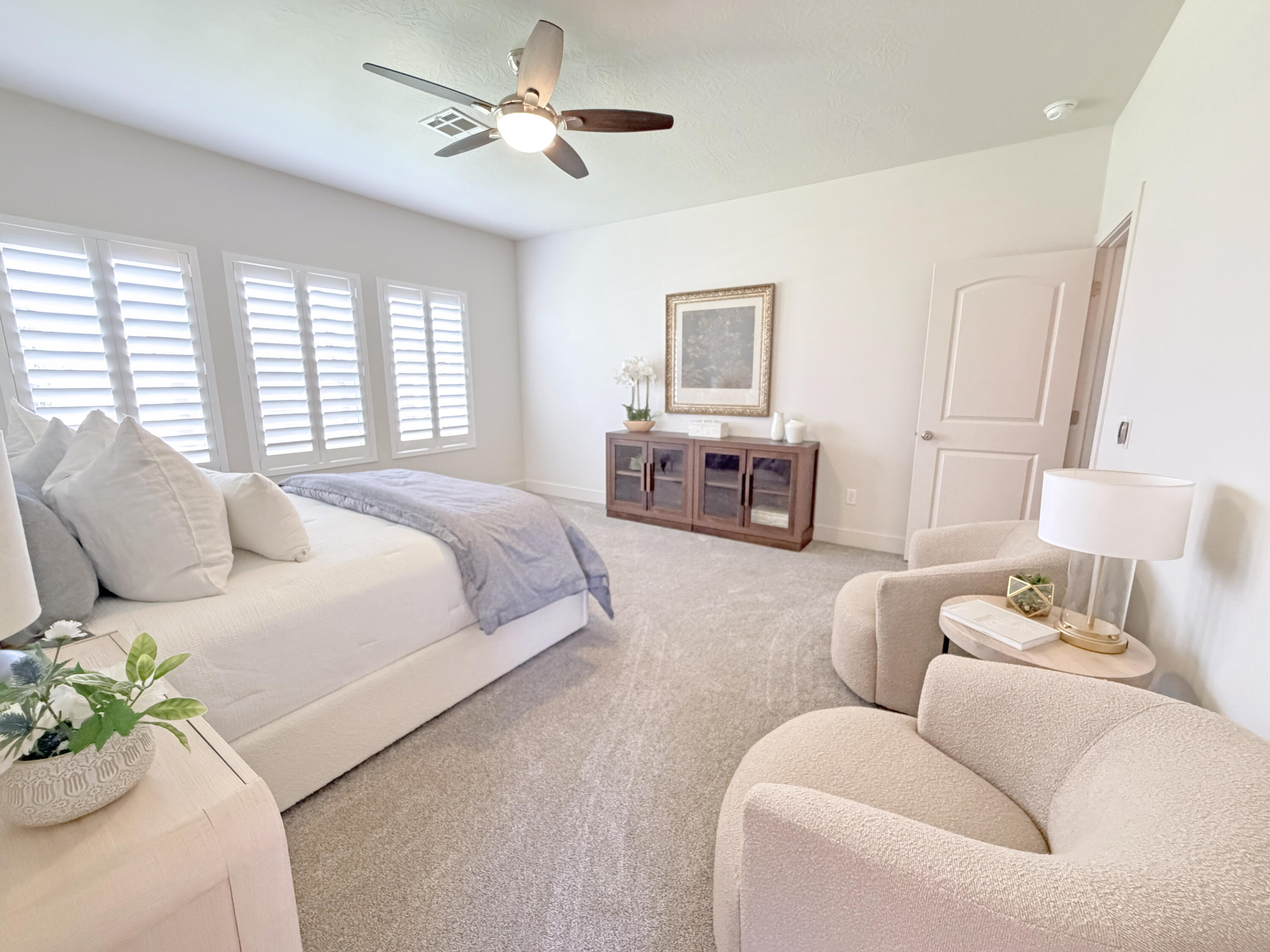HAWTHORN ESTATES - Residential