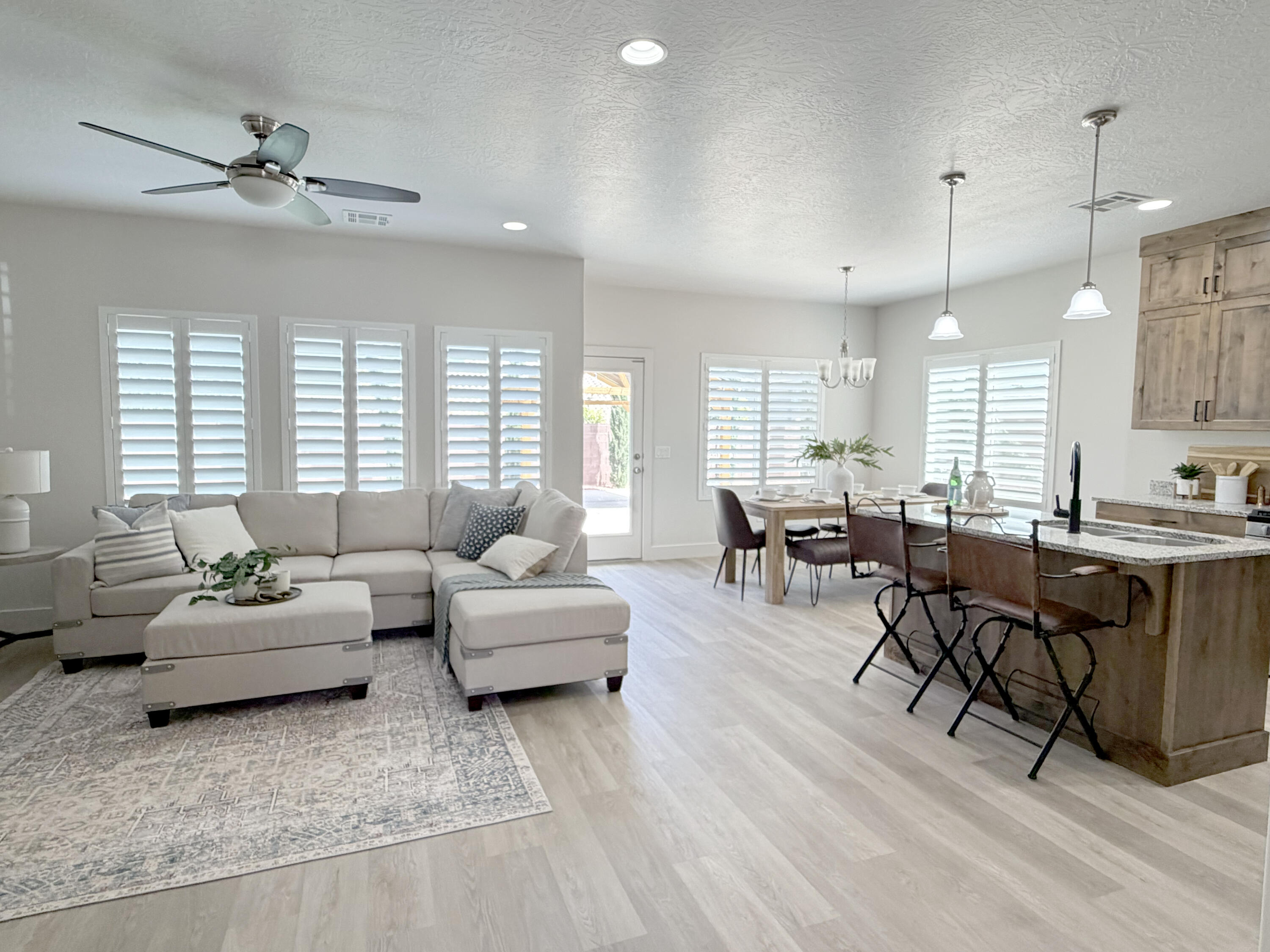 HAWTHORN ESTATES - Residential