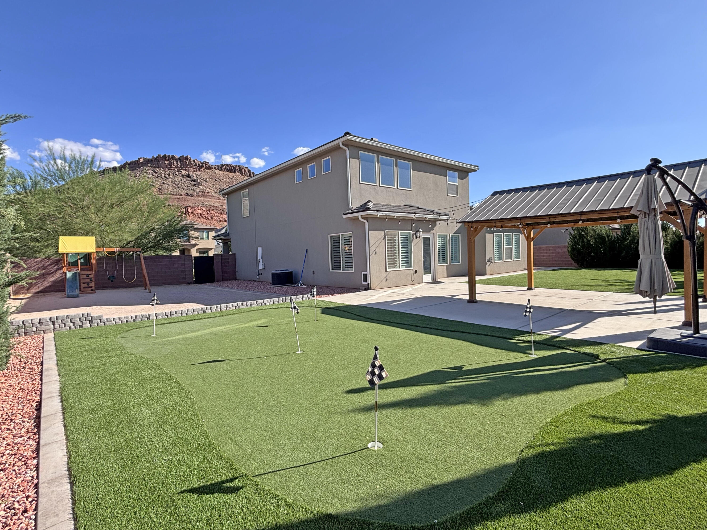 HAWTHORN ESTATES - Residential