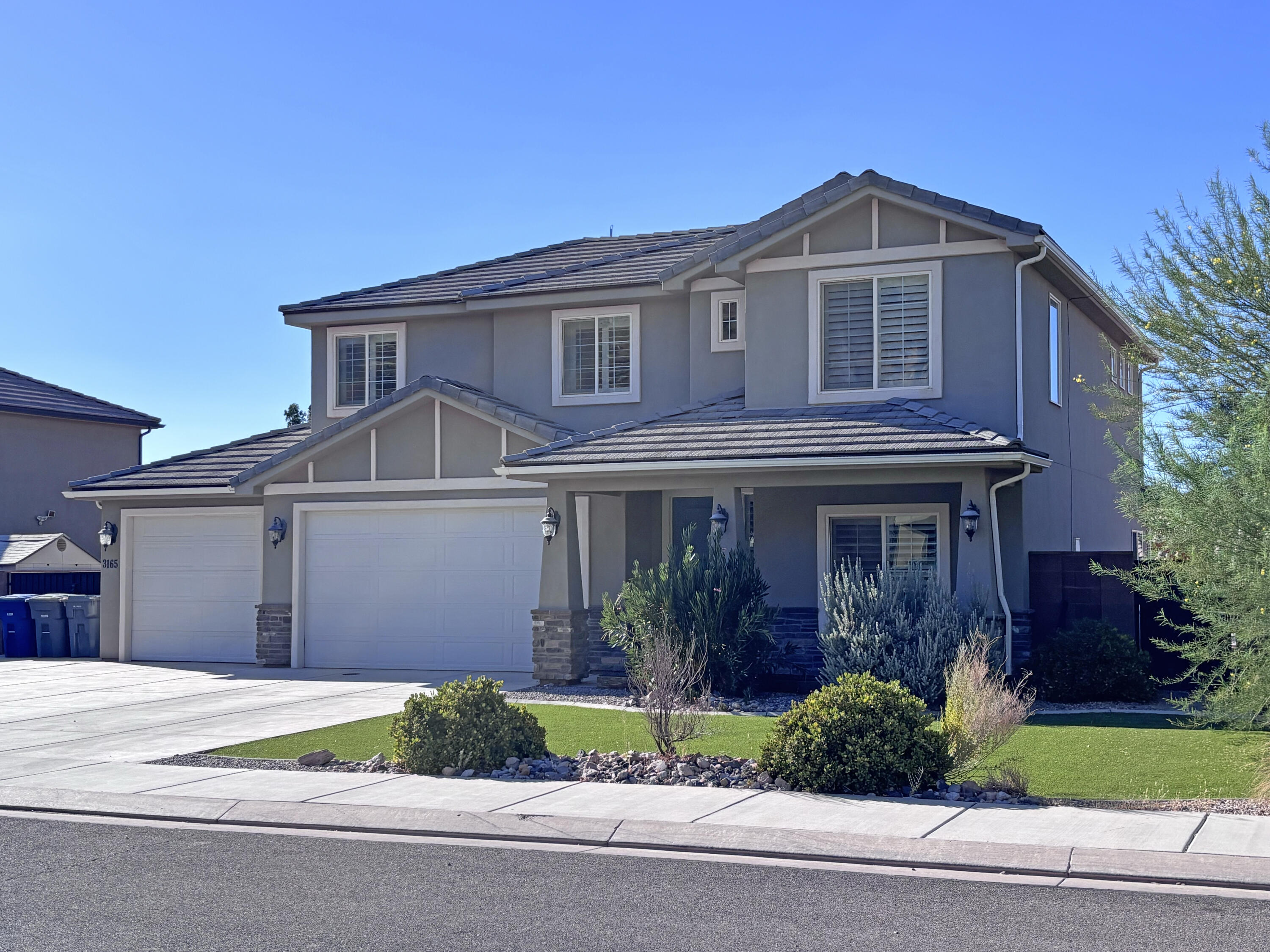 HAWTHORN ESTATES - Residential