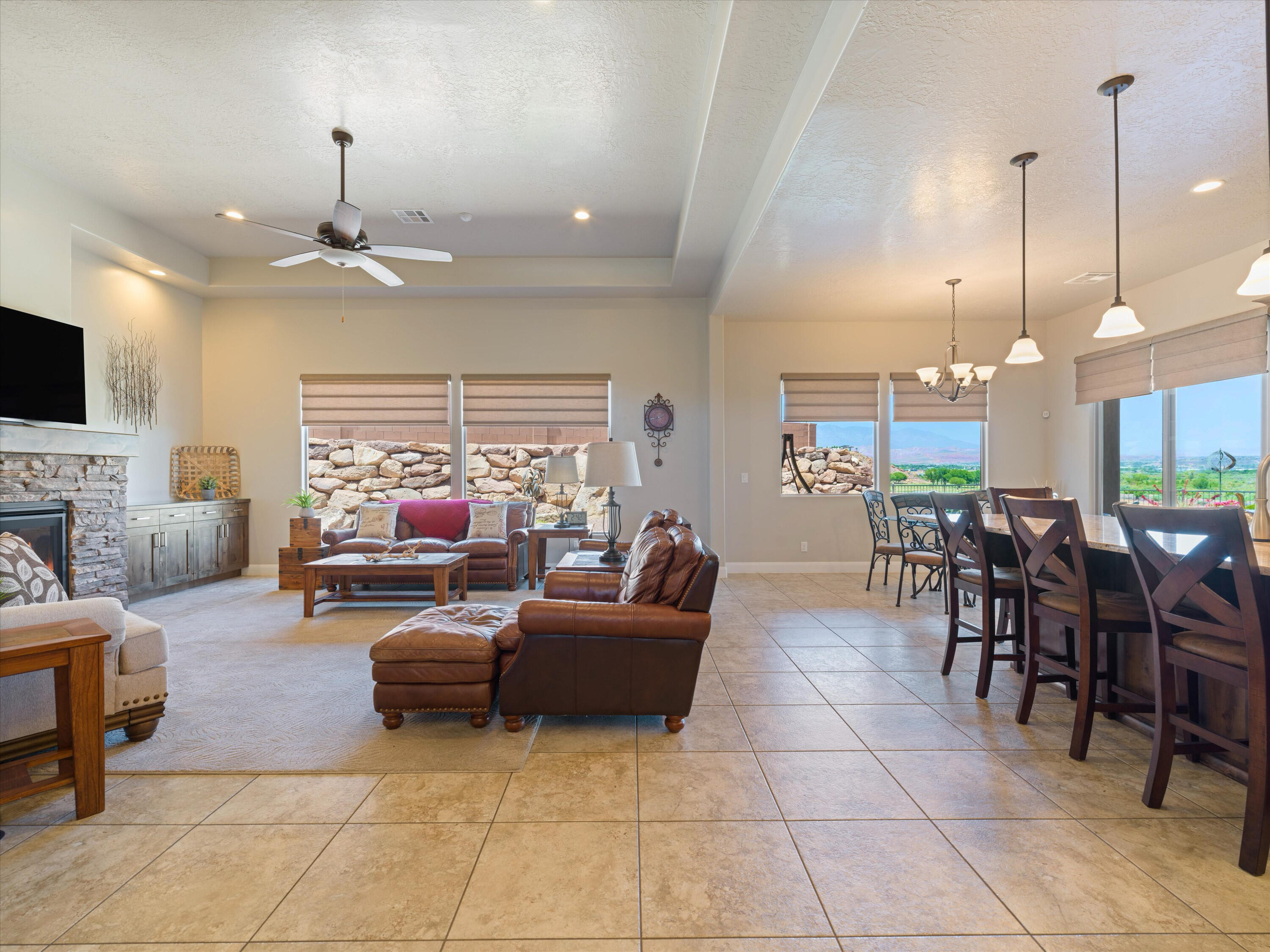 RIVERSIDE CLIFFS - Residential