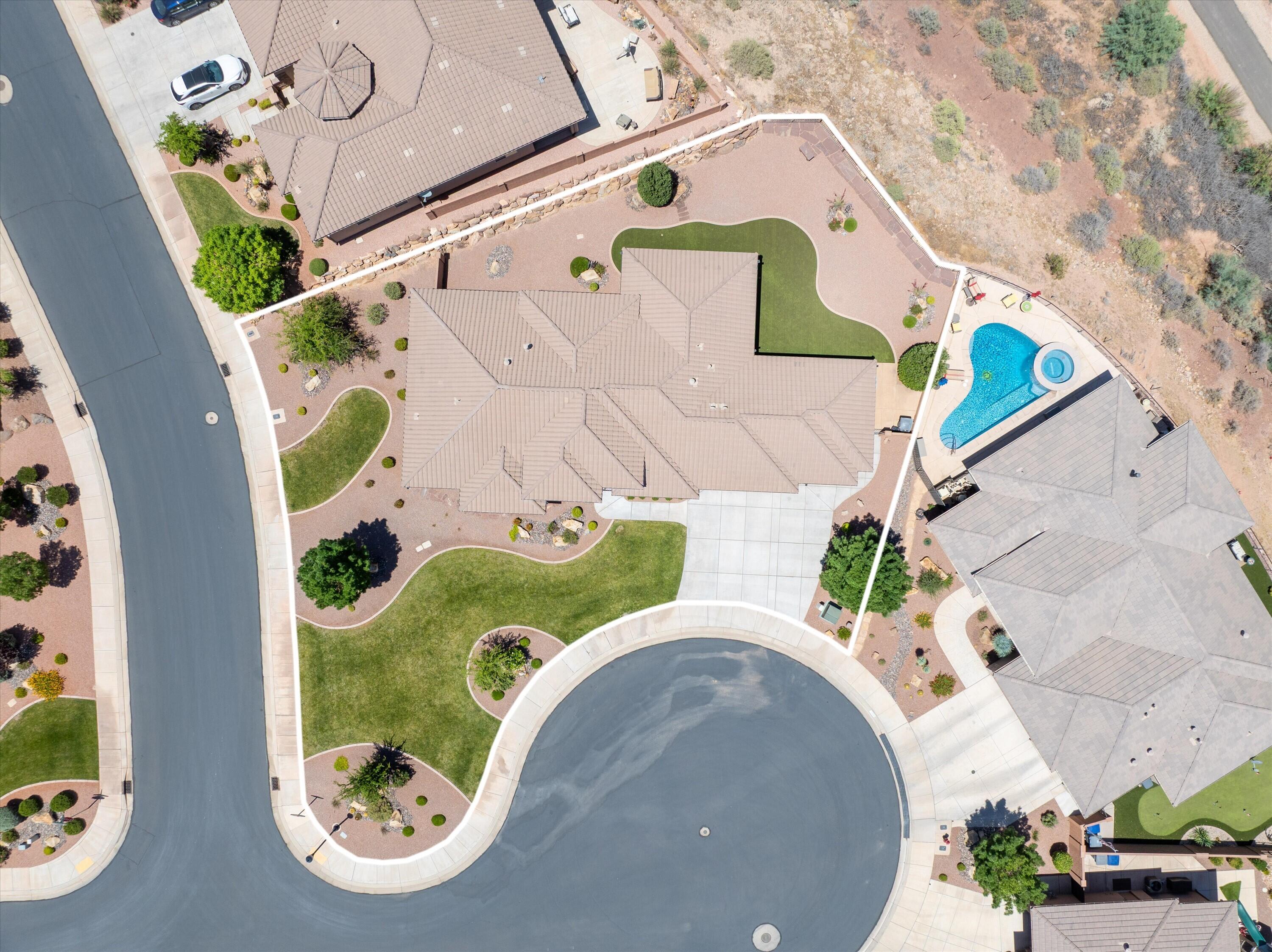 RIVERSIDE CLIFFS - Residential