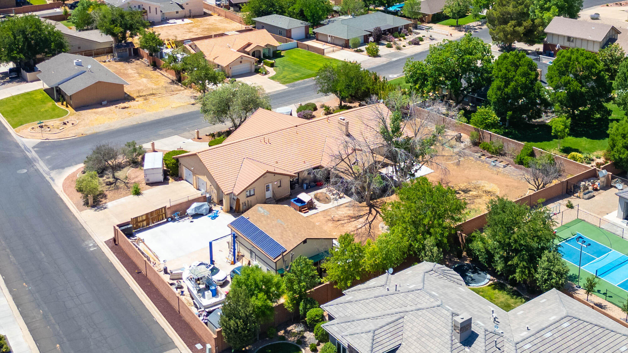 BLOOMINGTON GARDENS - Residential