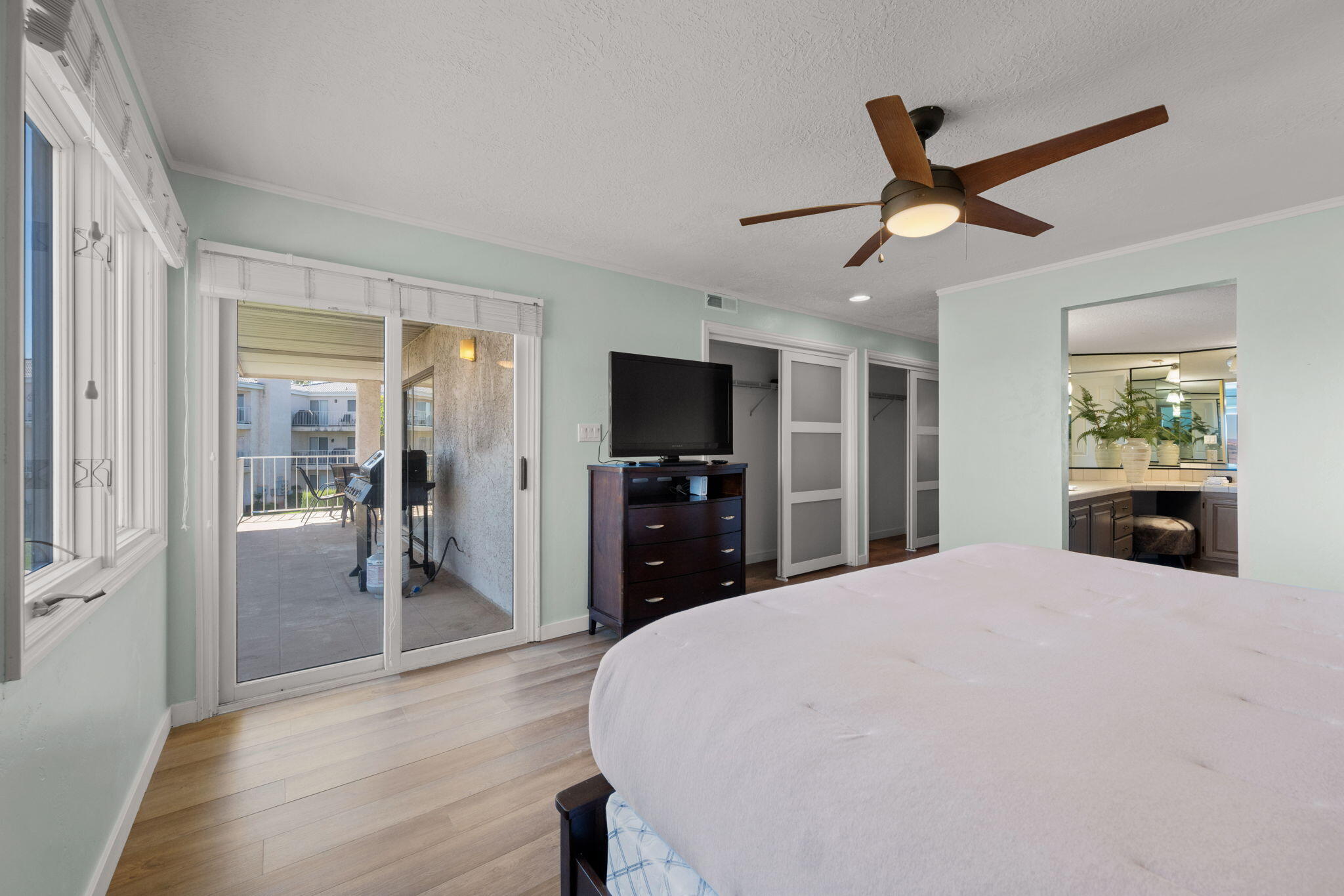 LAS PALMAS RESORT CONDOS - Residential